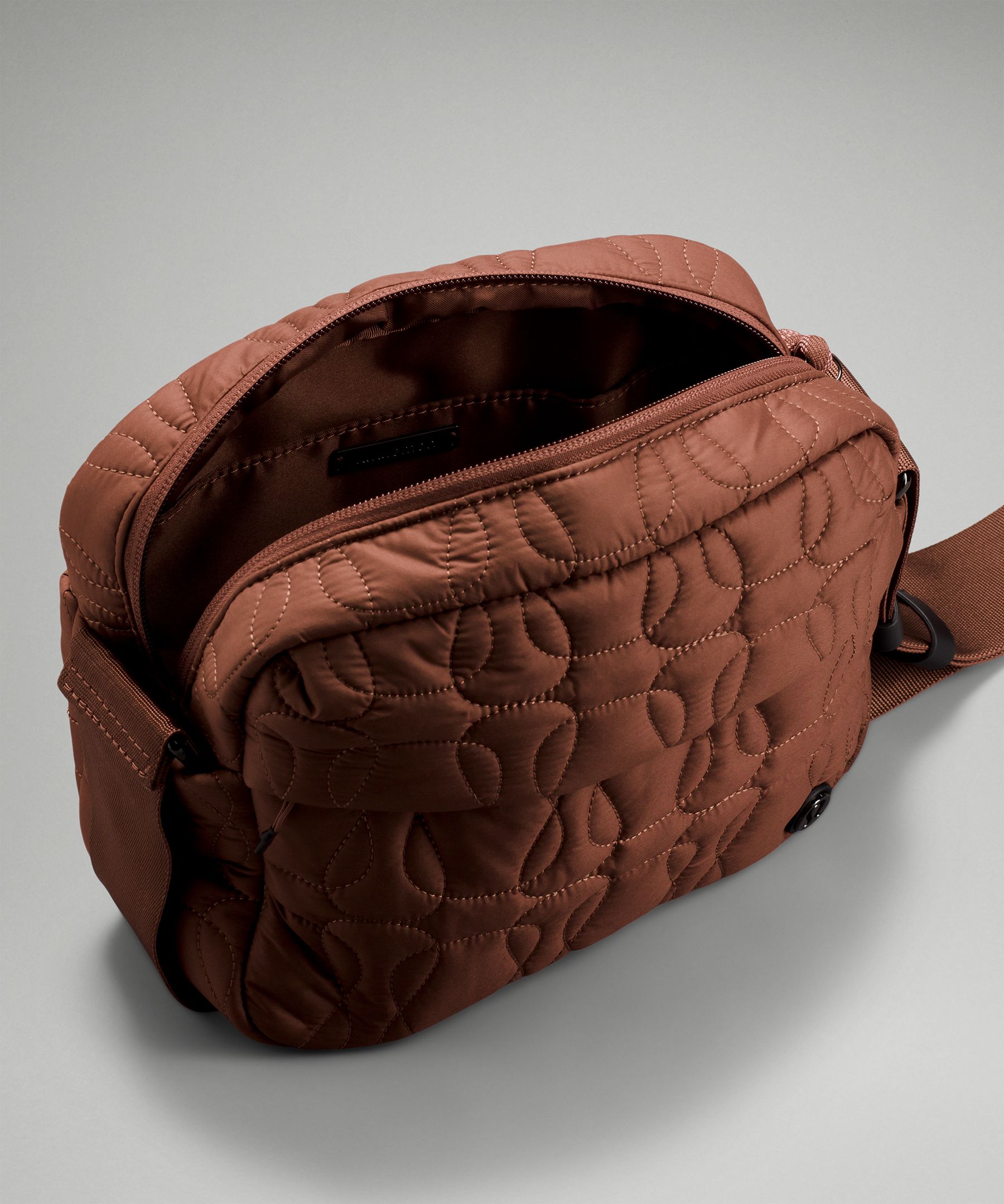 Quilted Embrace Crossbody Bag *Online Only