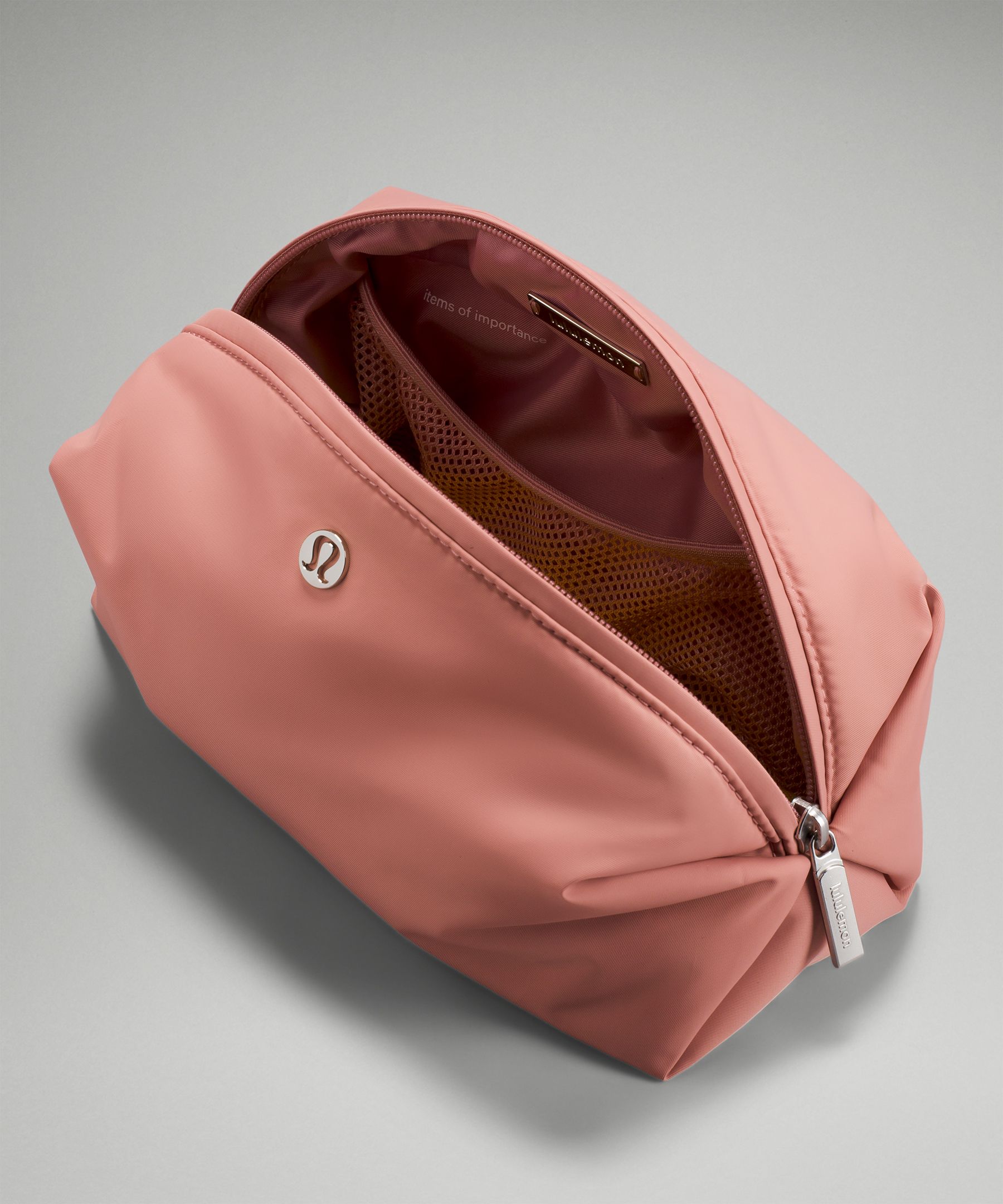 lululemon pink make up bag pouch  Moments Interior Zippered Lid Pocket Lululemon Pink Cosmetic Bag
