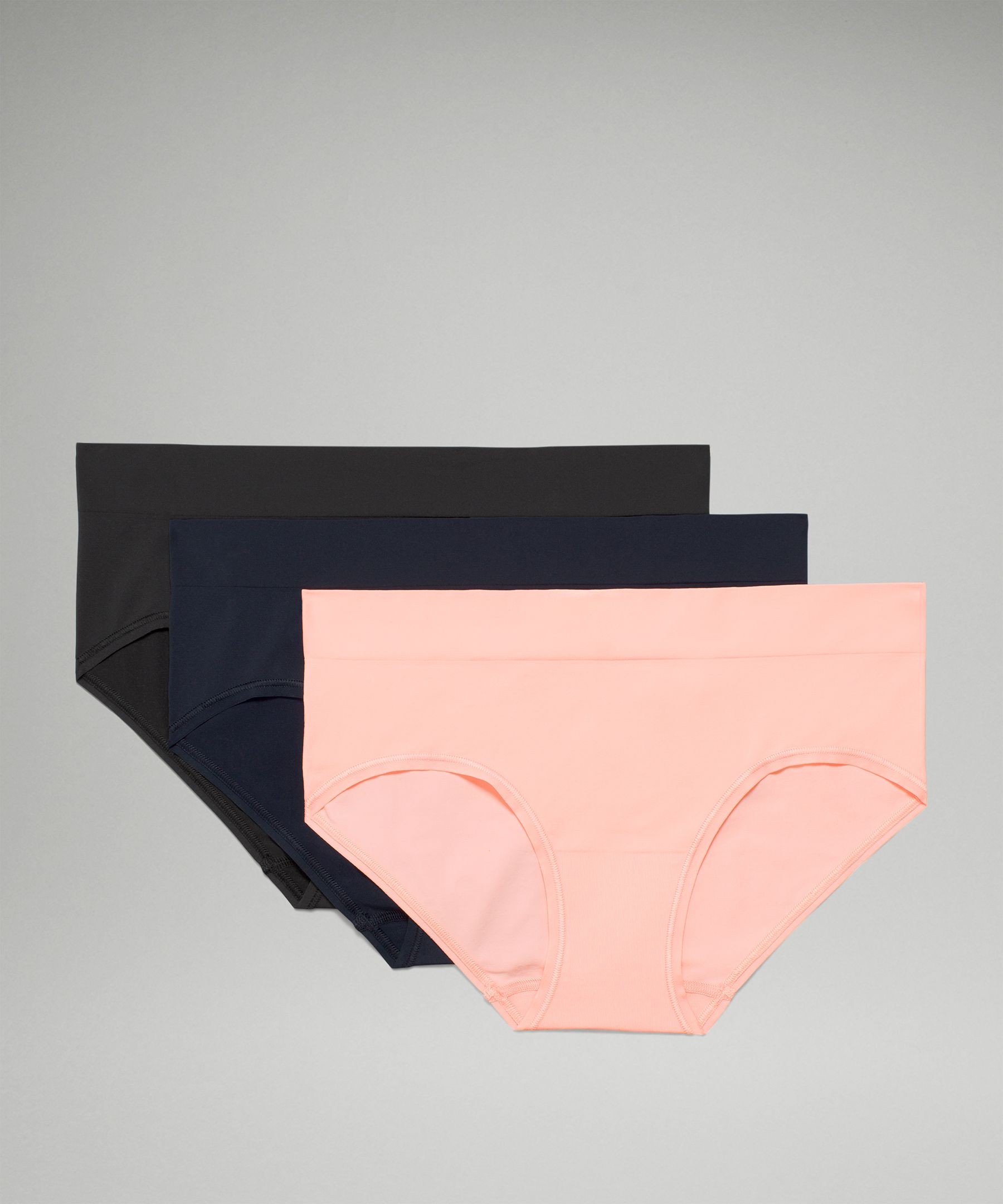 Seamless Mid-Rise Hipster Underwear