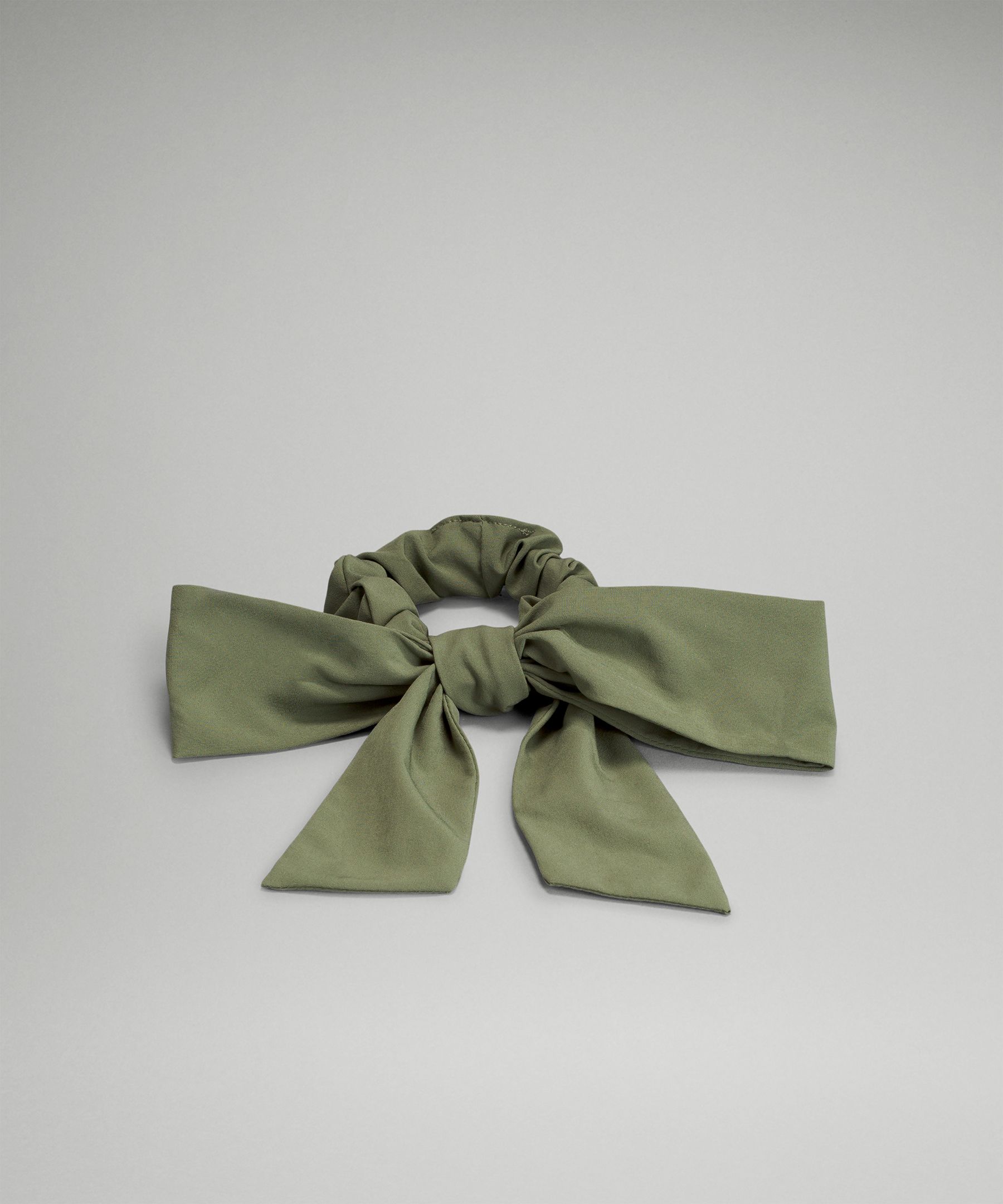 Lululemon Uplifting Scrunchie Big Bow In Green Twill