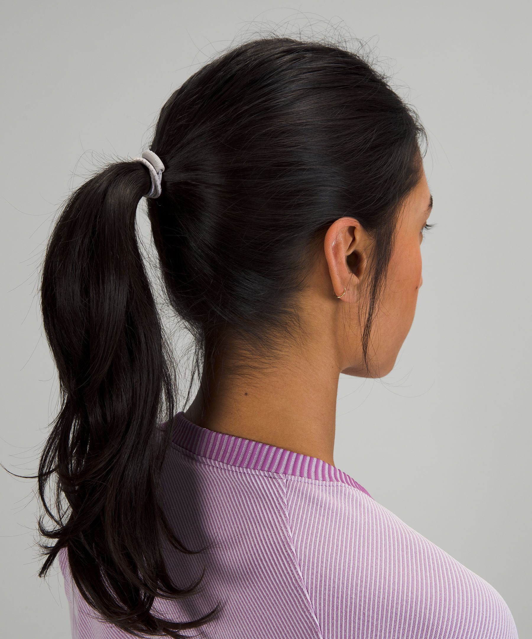 Top 50 image hair tie in spanish Thptnganamst.edu.vn