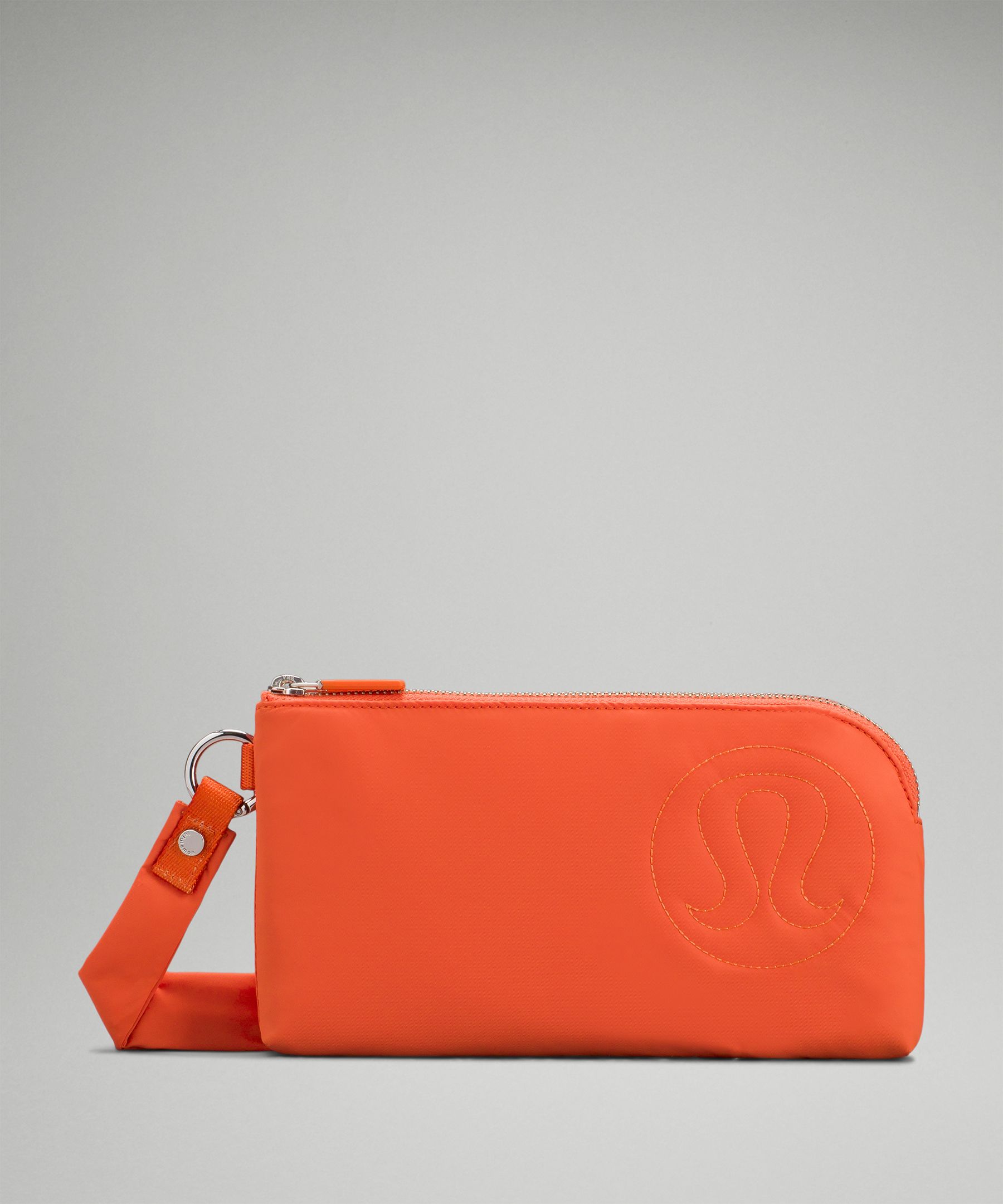 Lululemon now best sale and always pouch