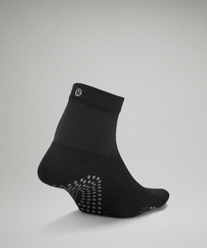 Find Your Balance Studio Grip Ankle Sock