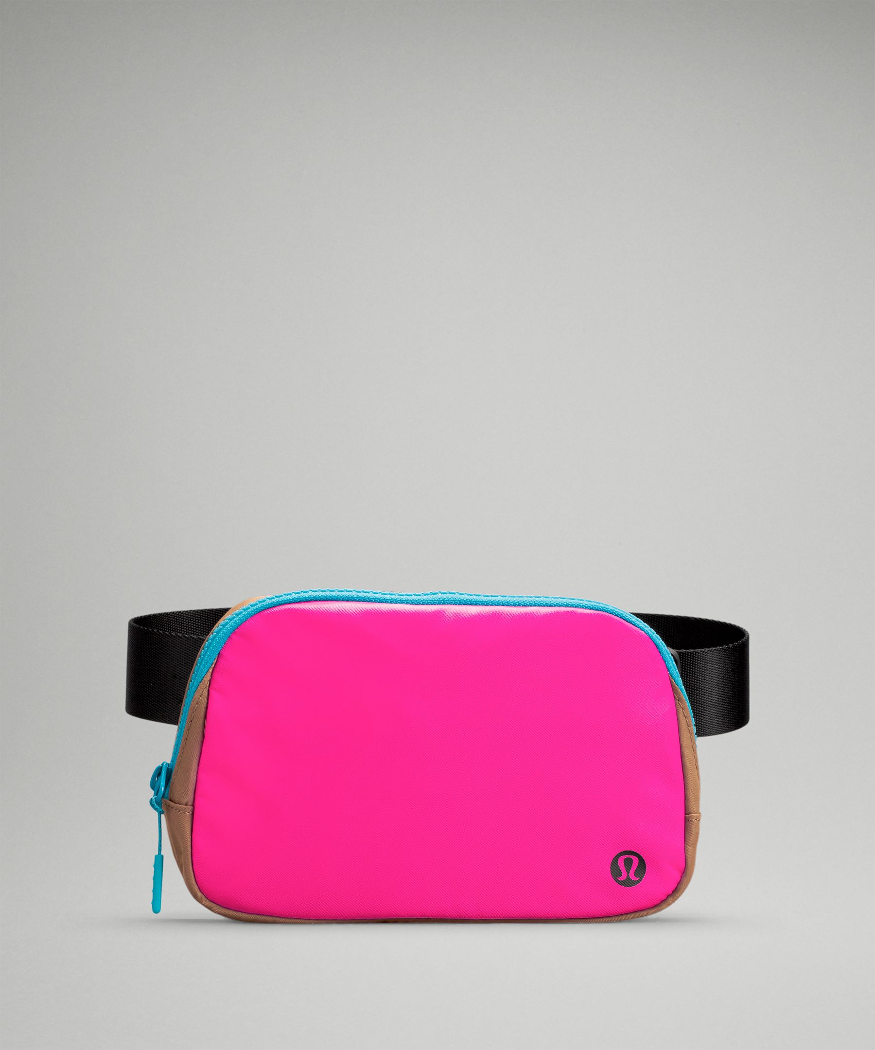 Lululemon Everywhere Belt Bag In Sonic Pink/cacao/black