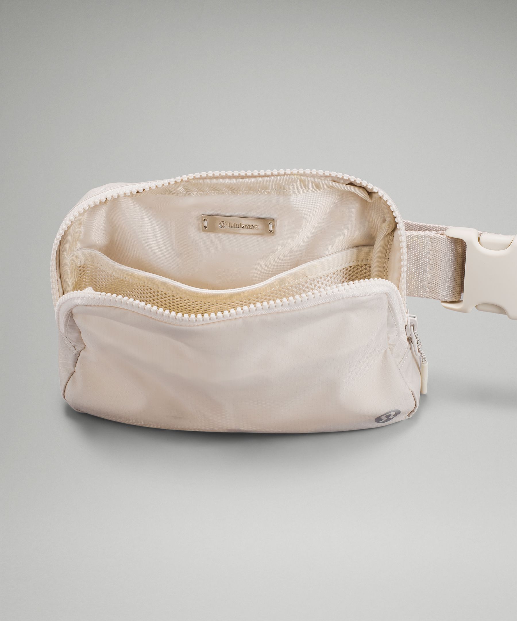 Track Everywhere Belt Bag 1L - White Opal - ONE SIZE at Lululemon