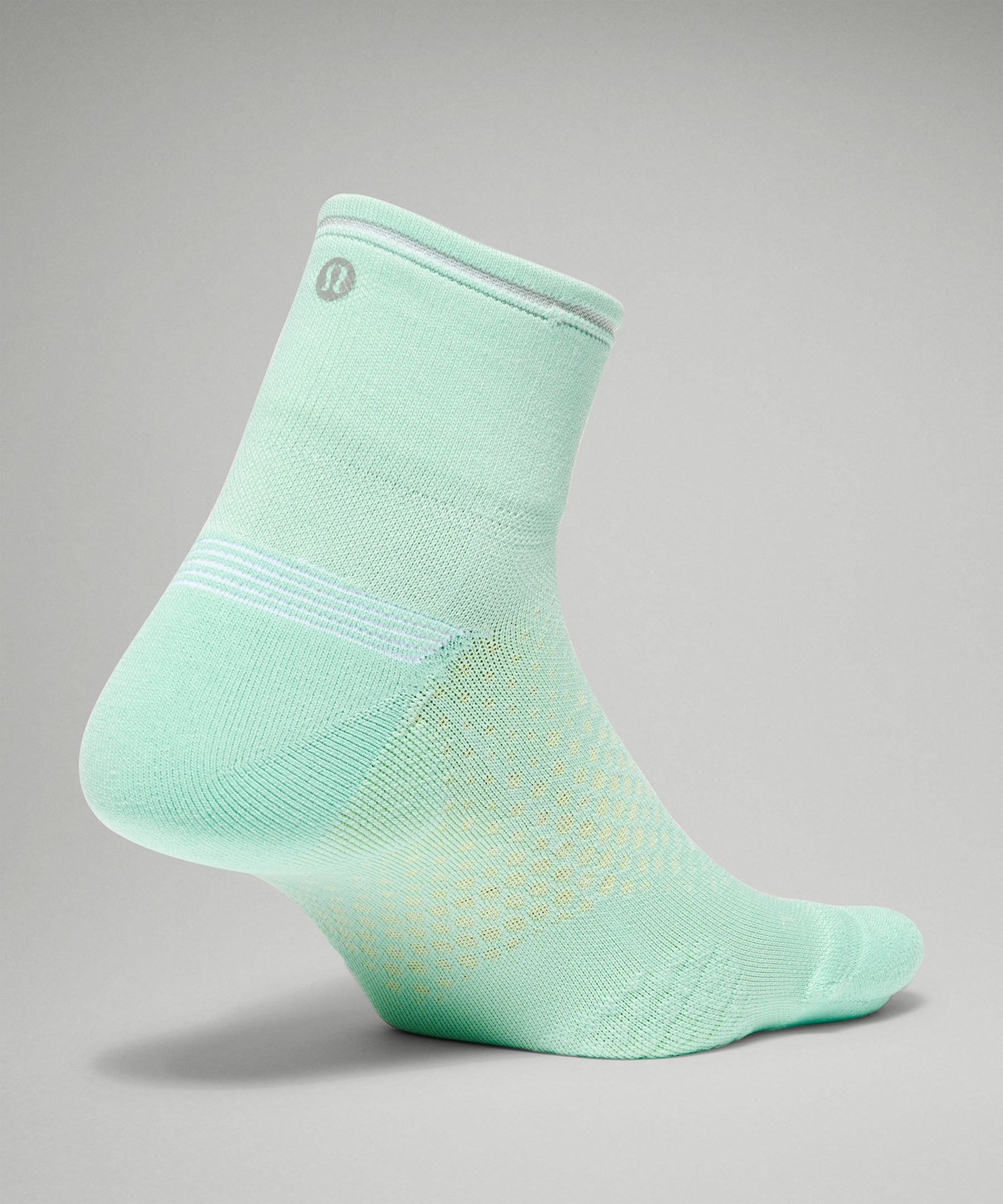 MacroPillow Ankle Running Sock *Medium Cushioning