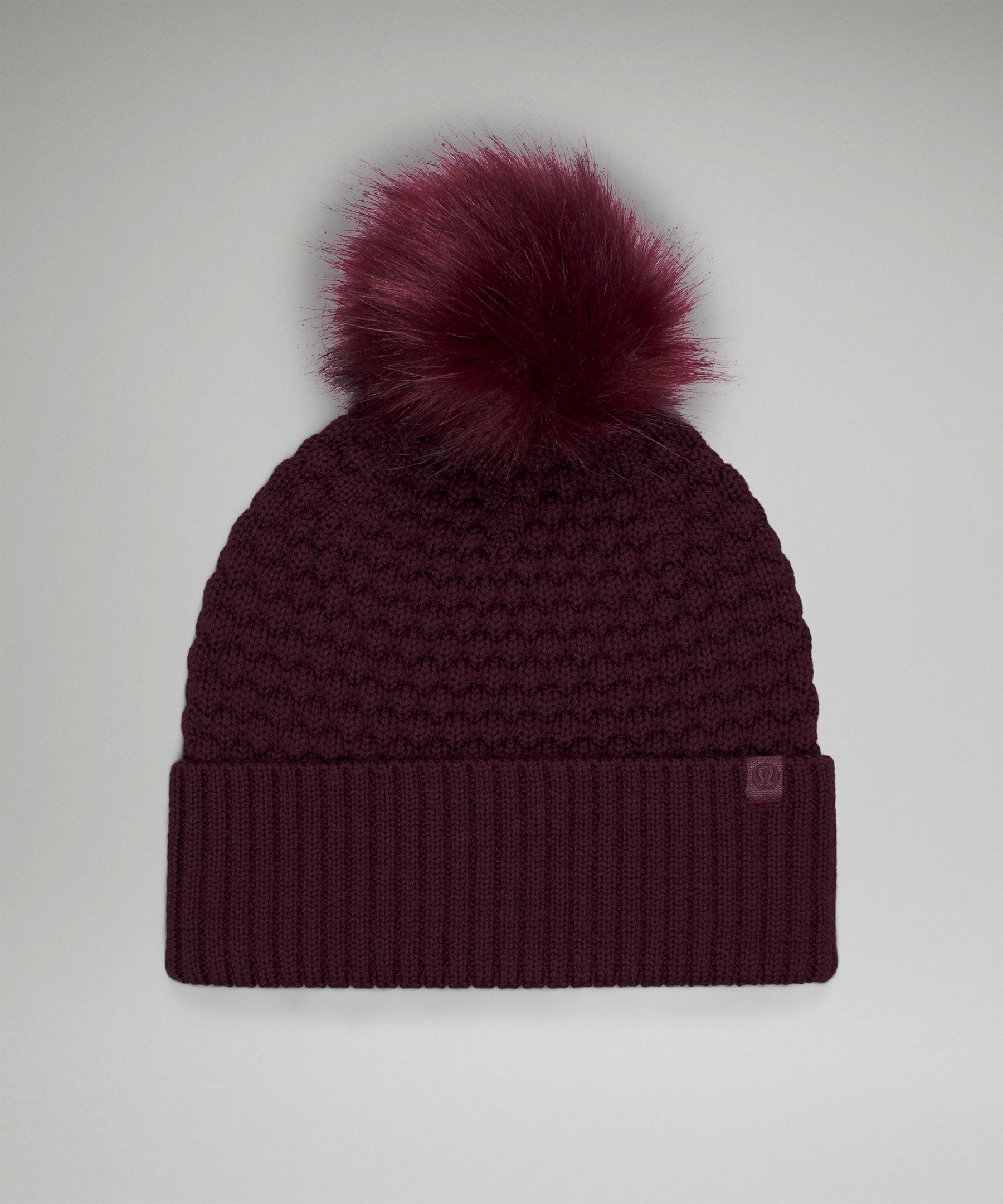 WOMEN'S LULULEMON BUBBLE KNIT POM BEANIE