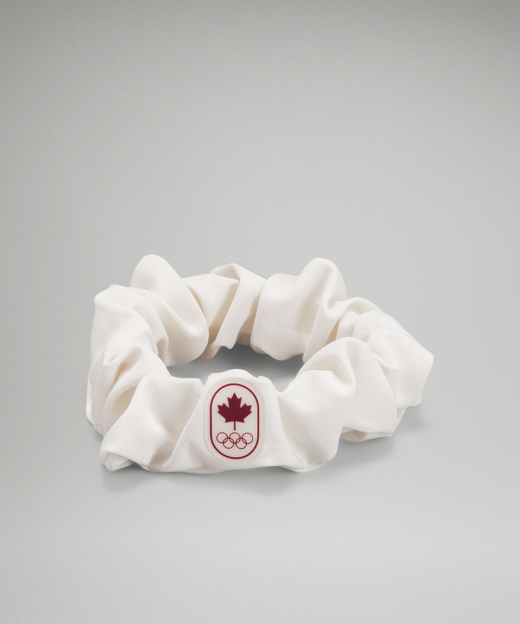 Lululemon Team Canada Uplifting Scrunchie Coc Logo