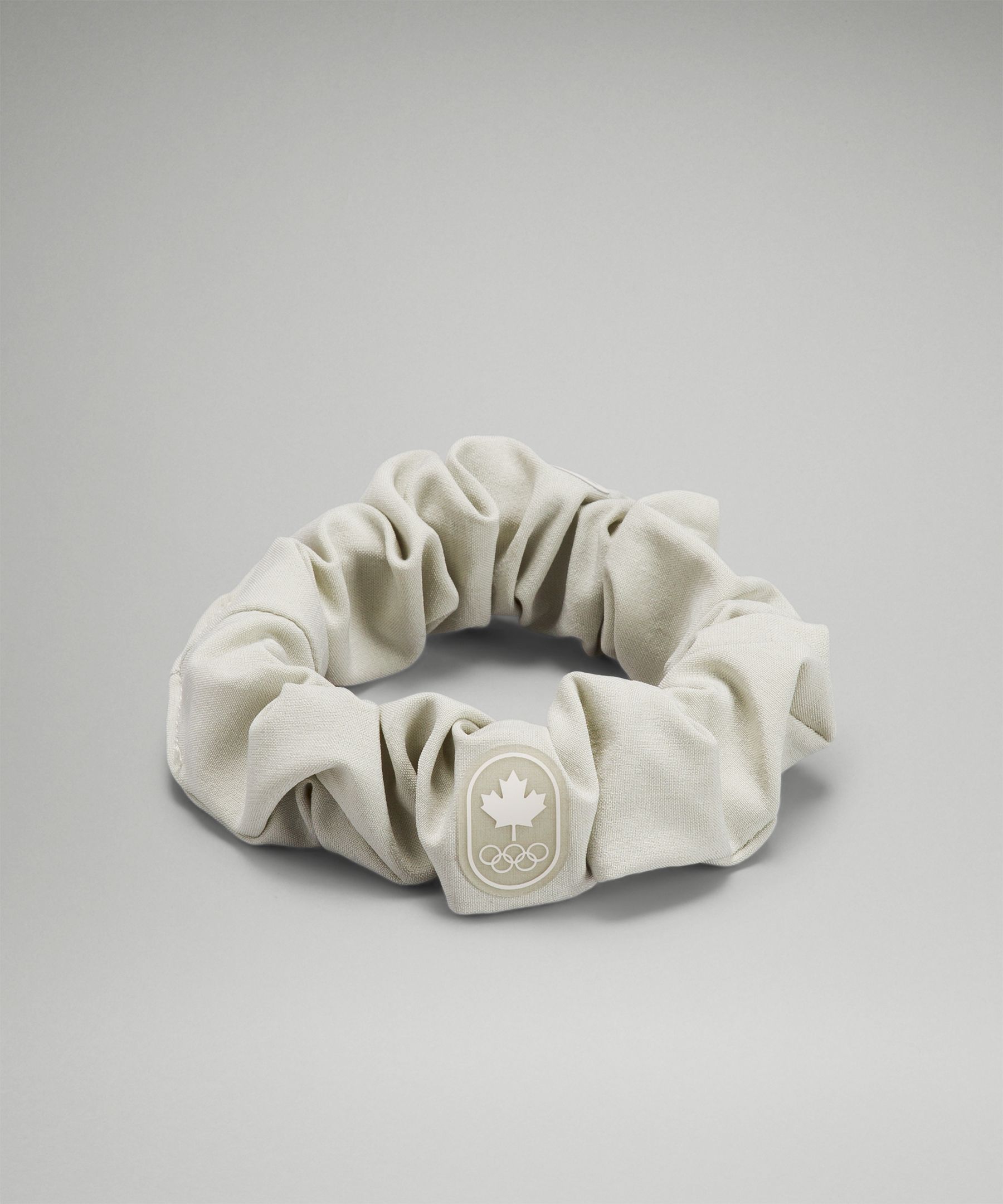 Lululemon Team Canada Uplifting Scrunchie Coc Logo