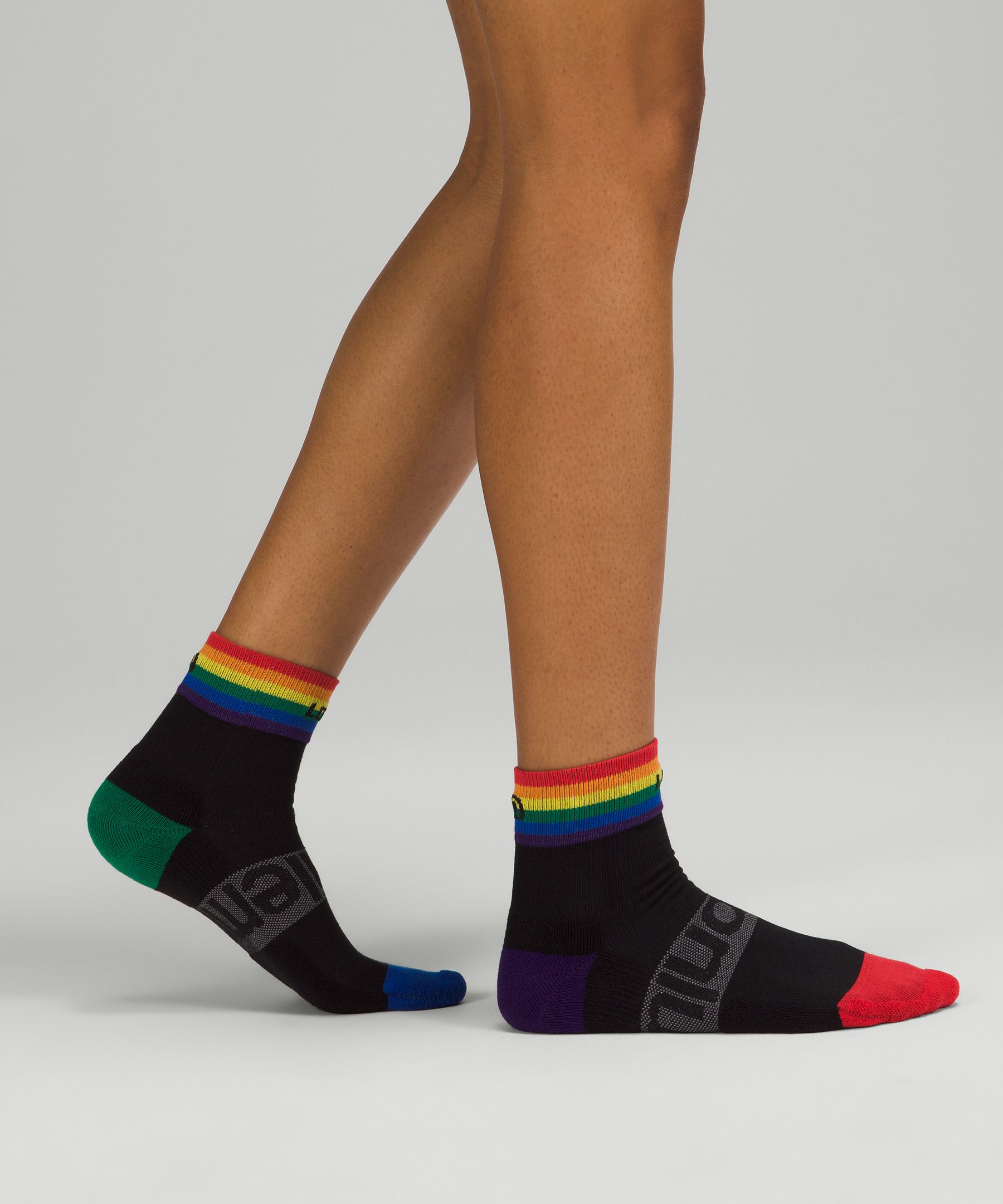 Women's Daily Stride Mid-Crew Socks Rainbow *Wordmark