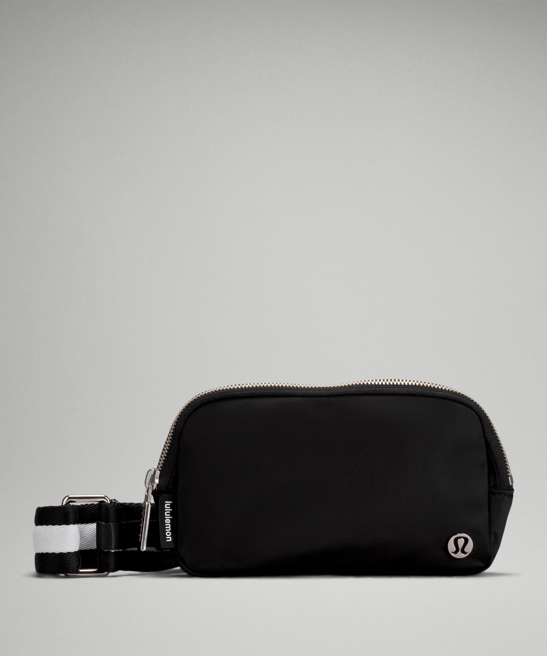 Everywhere Crossbody Bag | lululemon Hong Kong SAR