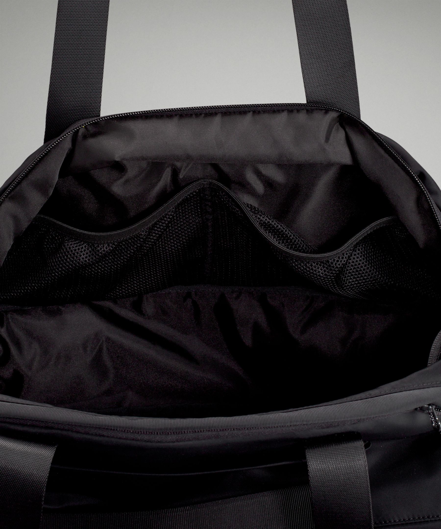 City Adventurer Large Duffle Bag 29L | Bags | Lululemon NZ