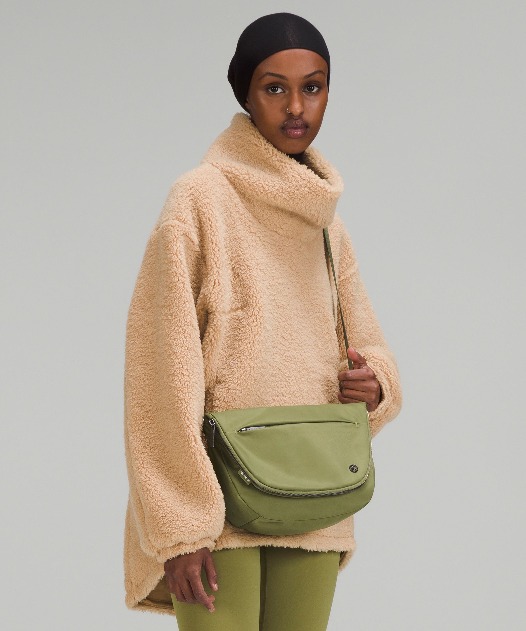 lululemon small shopping bag Lululemon Small Shopping Bag - Light Green