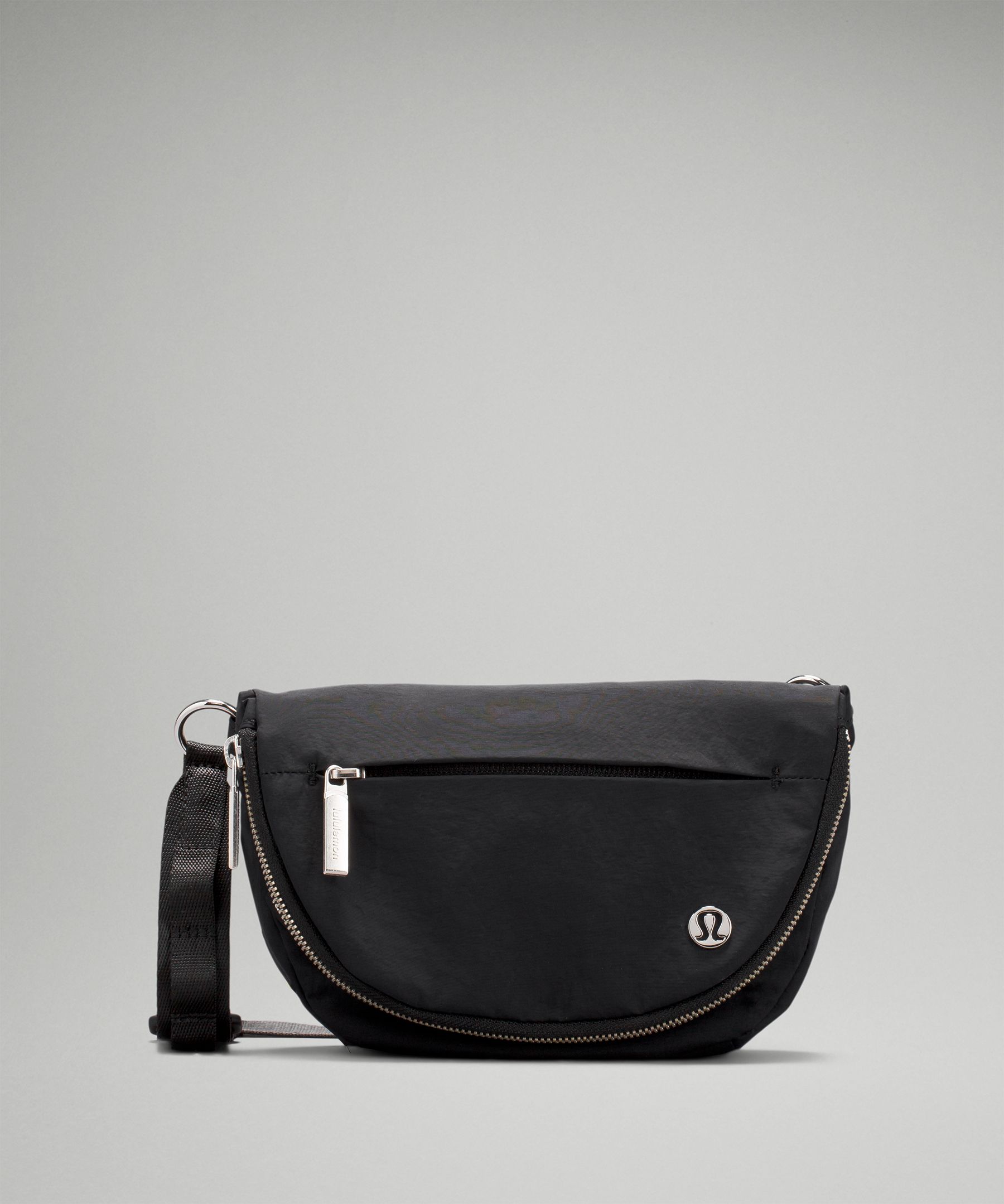 Lululemon festival shoulder strap  Lululemon, Lululemon gym bags, Shoulder  strap