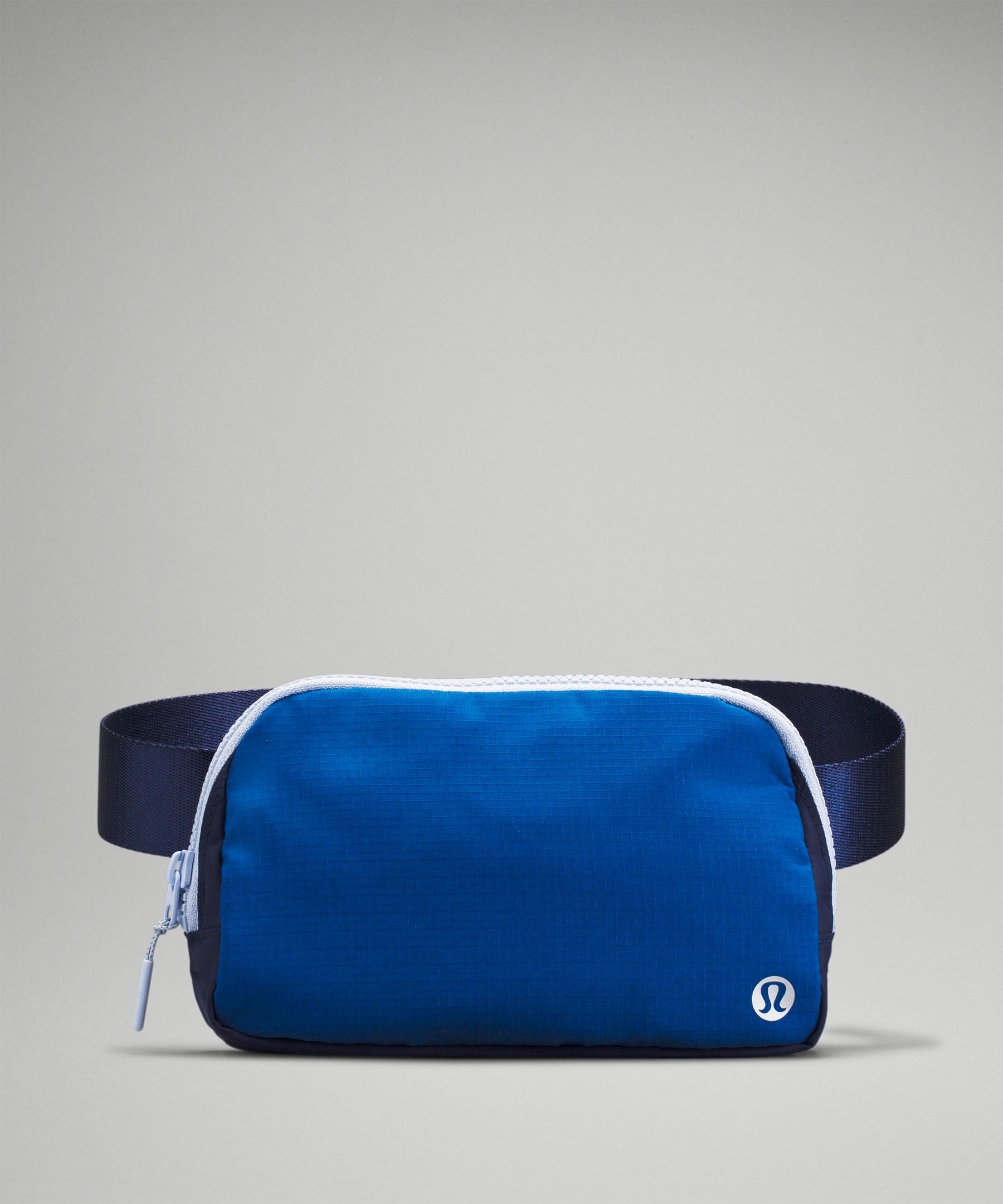 Lululemon Everywhere Belt Bag In Blue