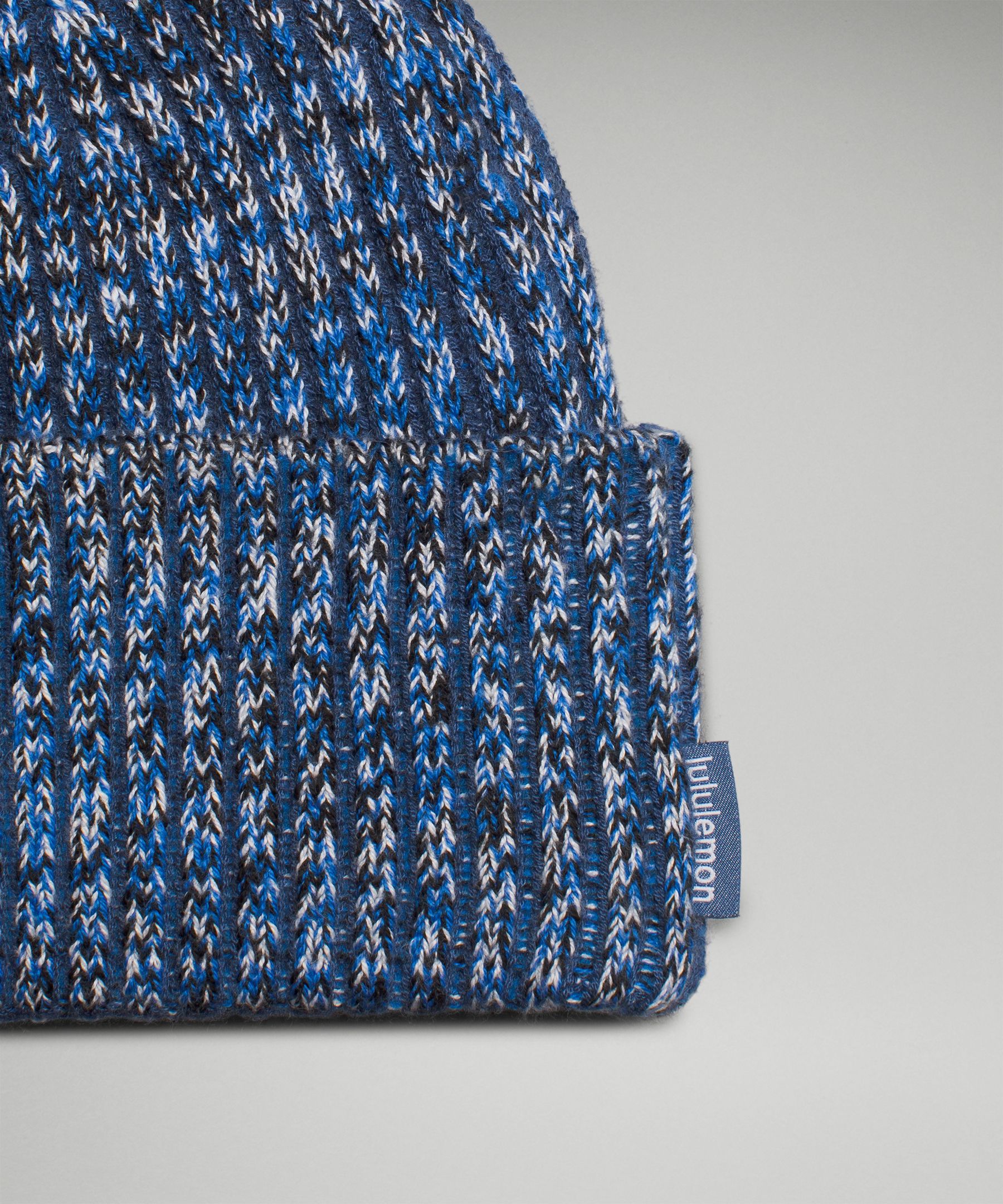 Lululemon Women's Textured Fleece-Lined Knit Beanie. 4