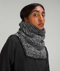 Women's Textured Fleece Knit Neck Warmer