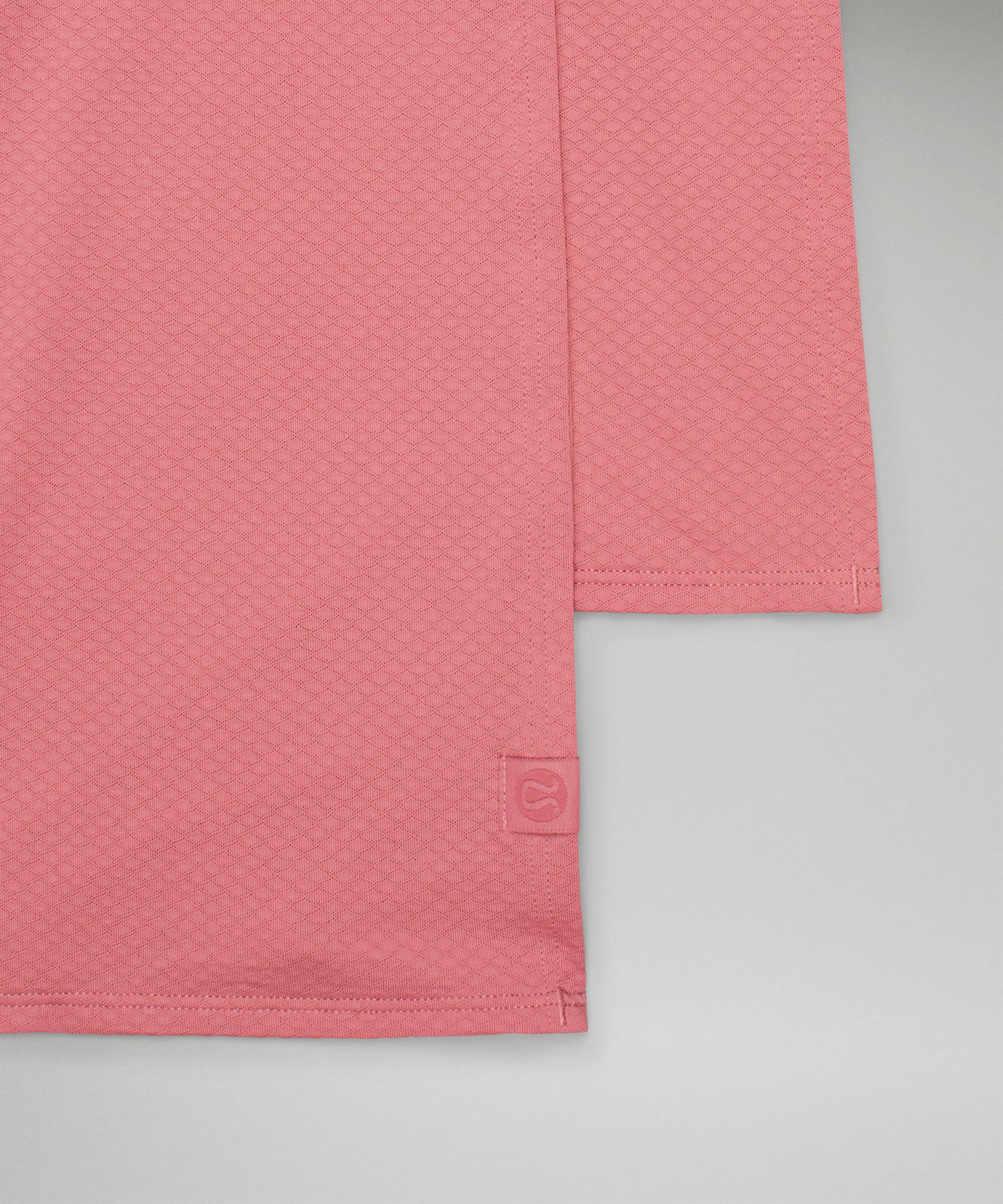 Lululemon Women's Scarf-Style Hijab. 4