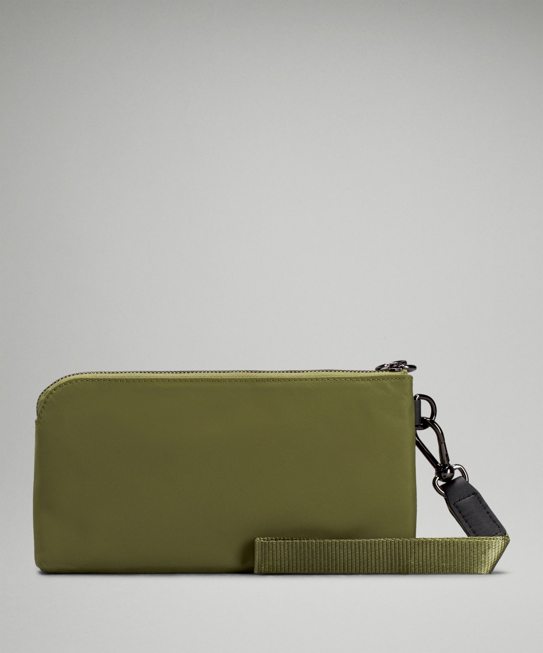 Curved Wristlet