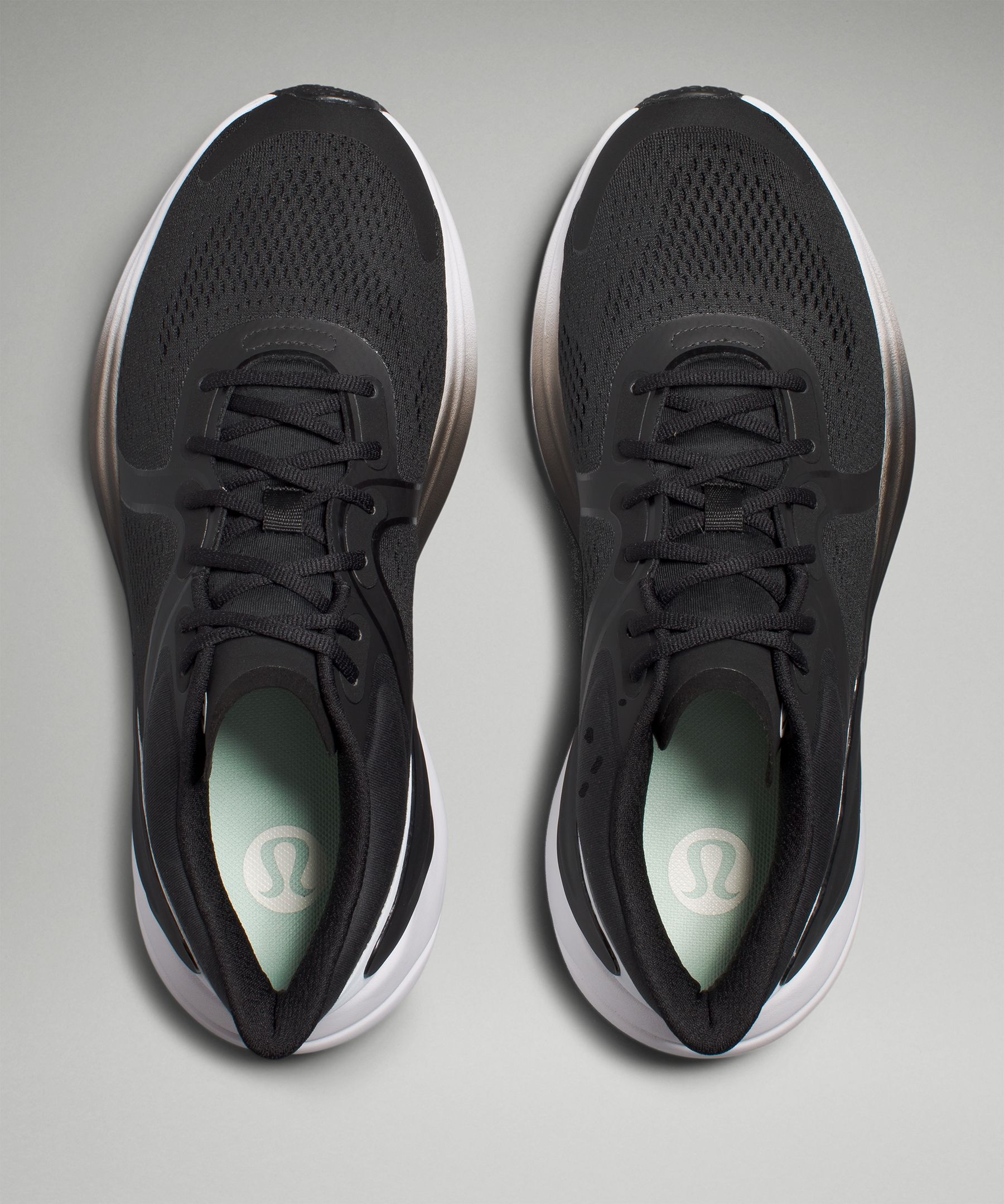 [룰루레몬] Lululemon Blissfeel Womens Running Shoe