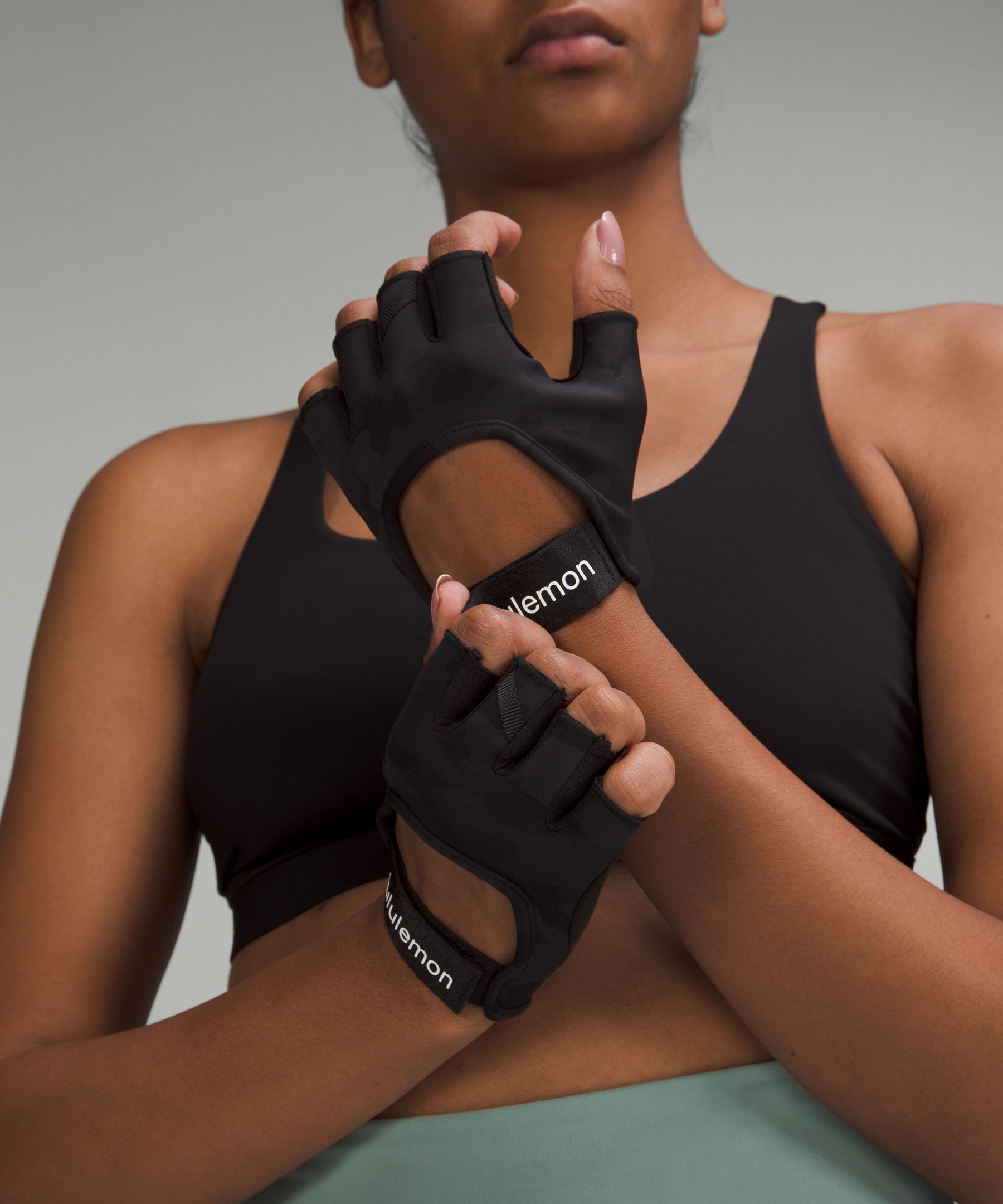 Lululemon Wunder Train Gloves – The Shop at Equinox