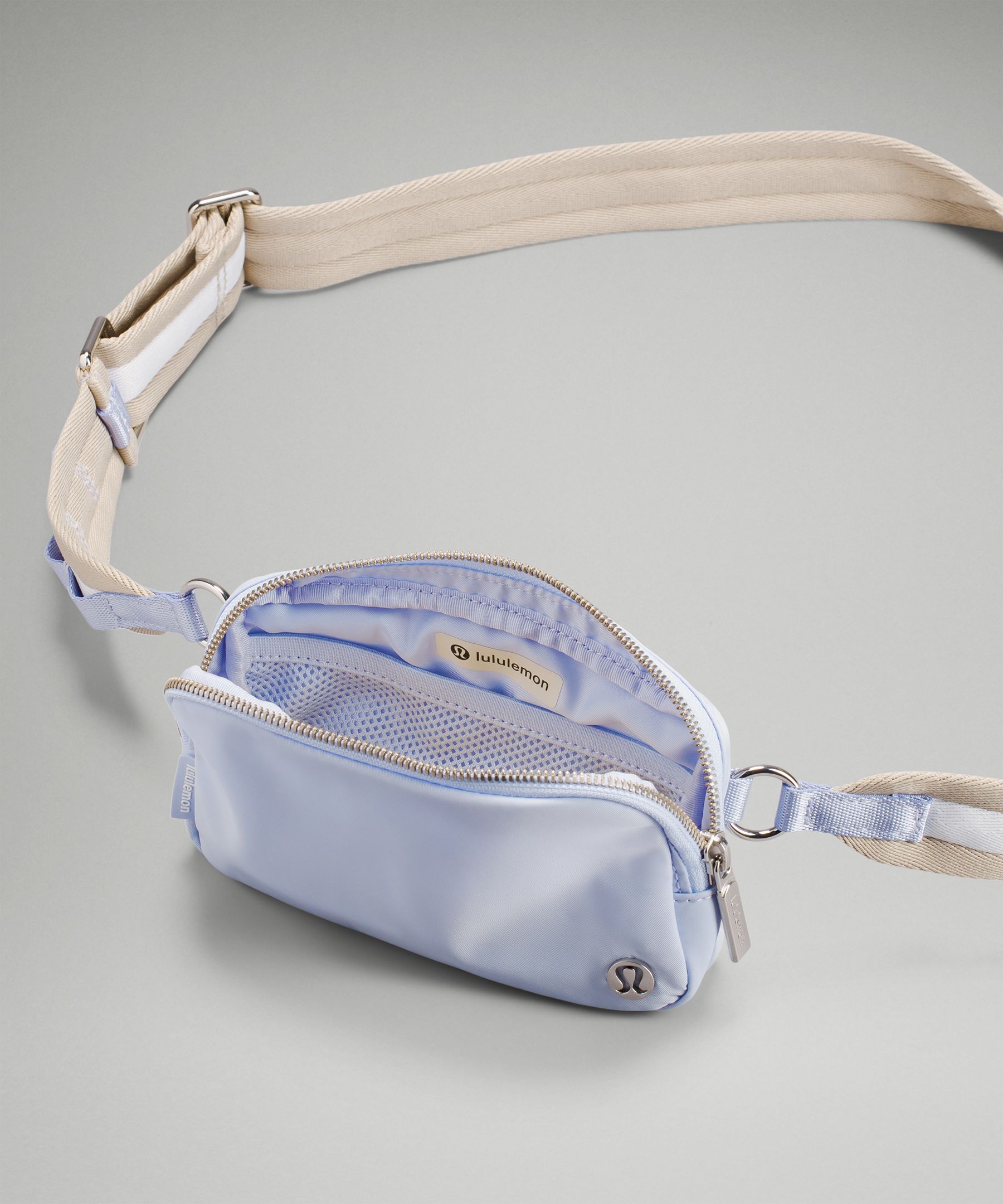 Everywhere Crossbody Bag | バッグ | Lululemon JP
