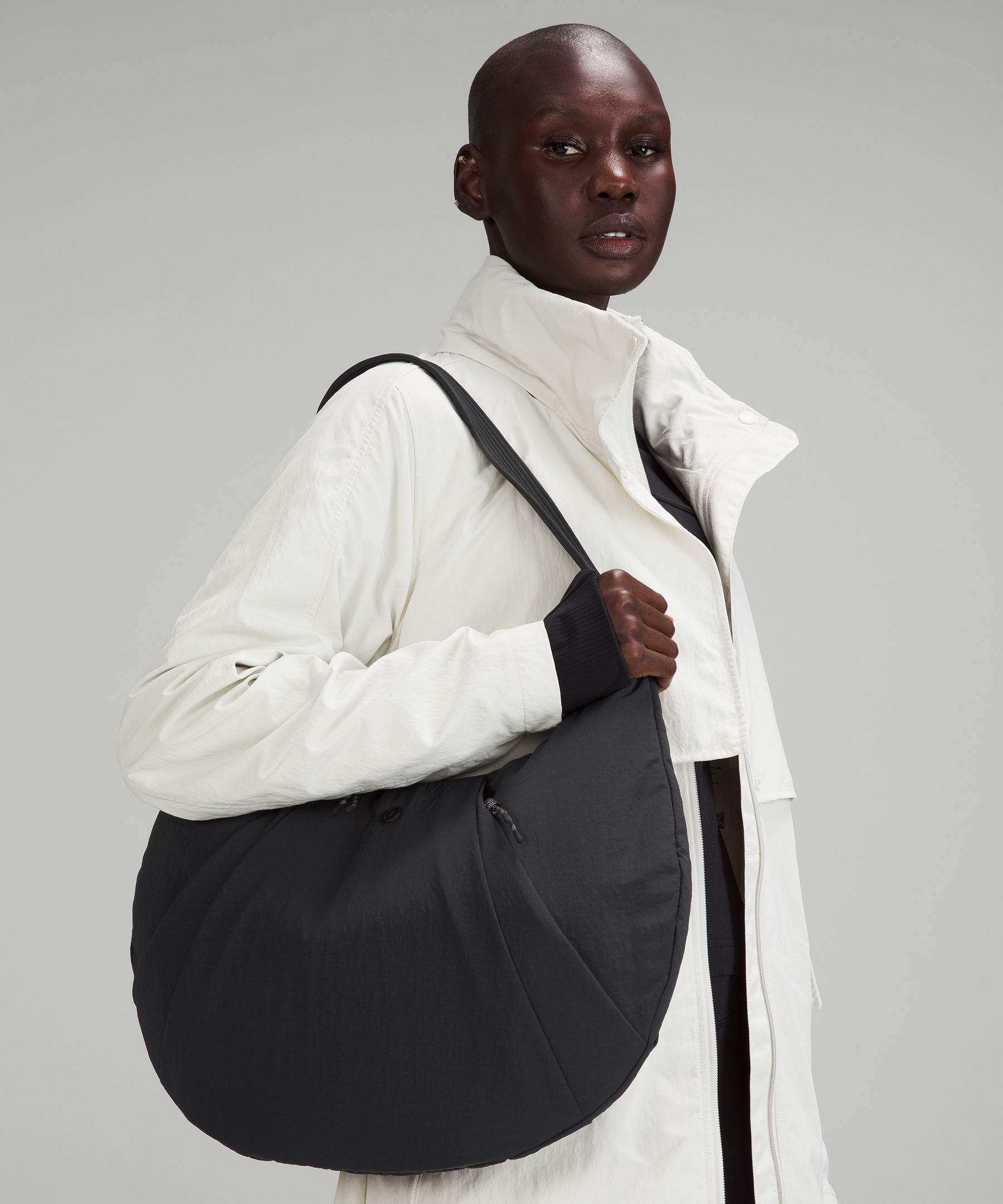 Pleated Shoulder Bag 10L | バッグ | Lululemon JP