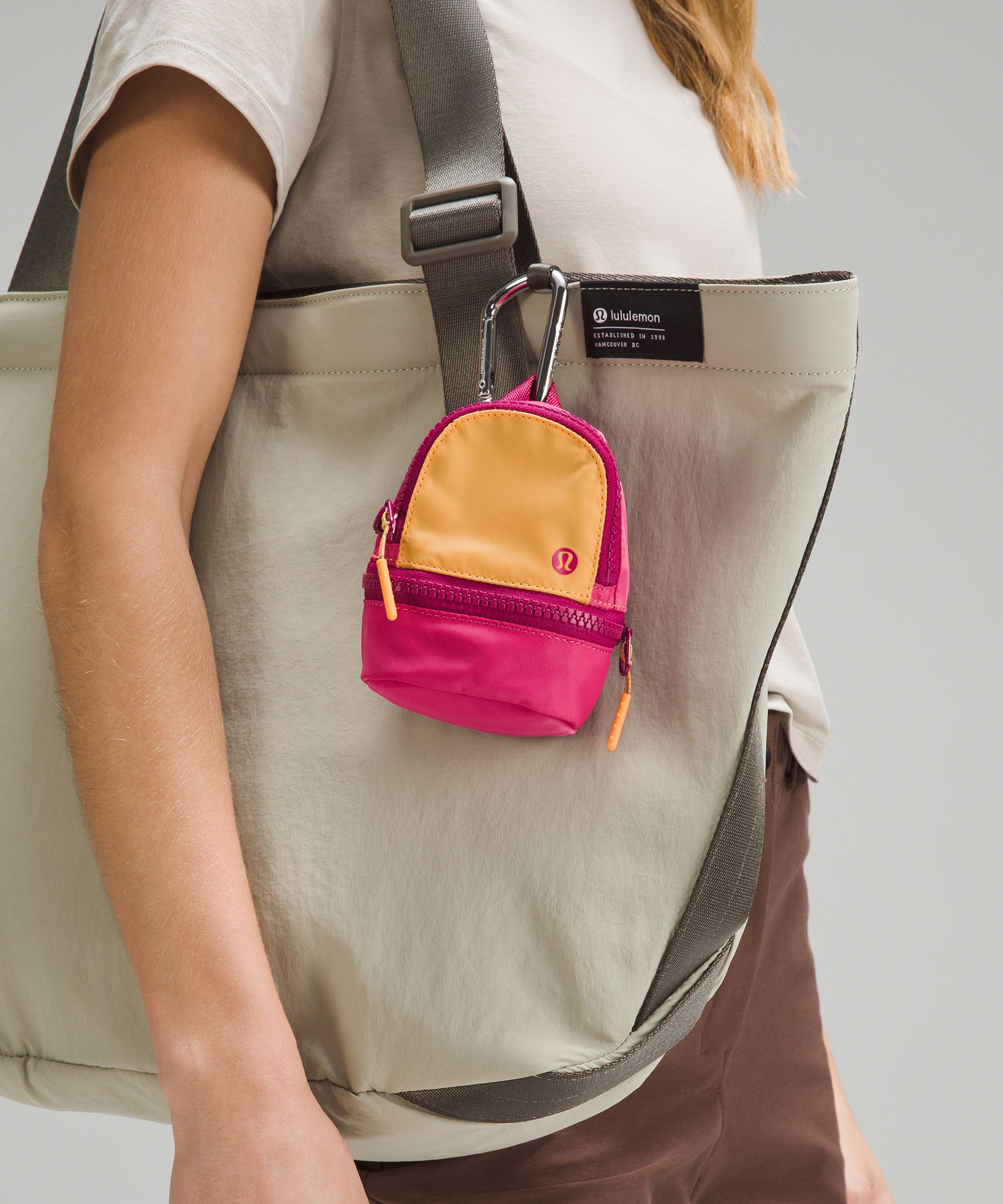 City Adventurer Backpack *Nano