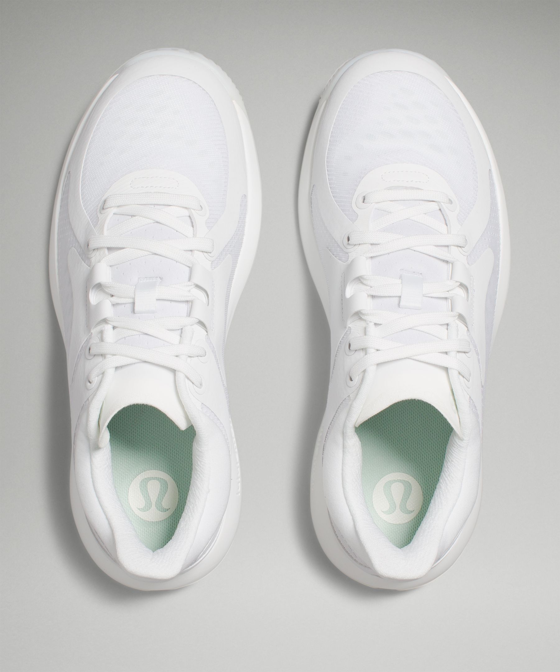  Lululemon Shoes