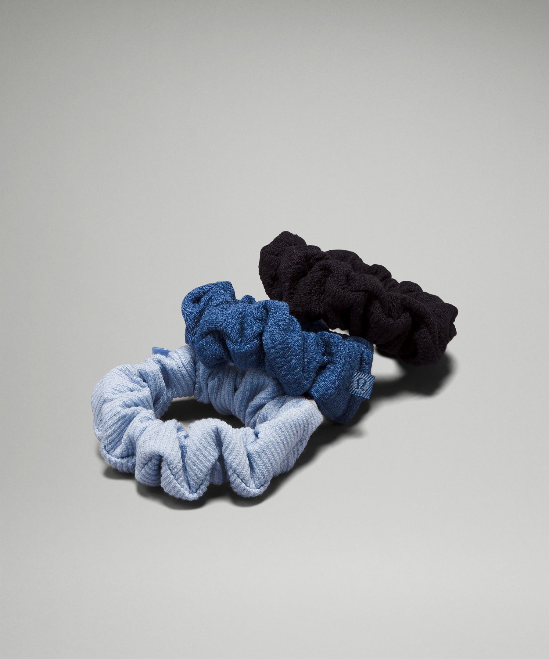 Lululemon Uplifting Scrunchies Textured