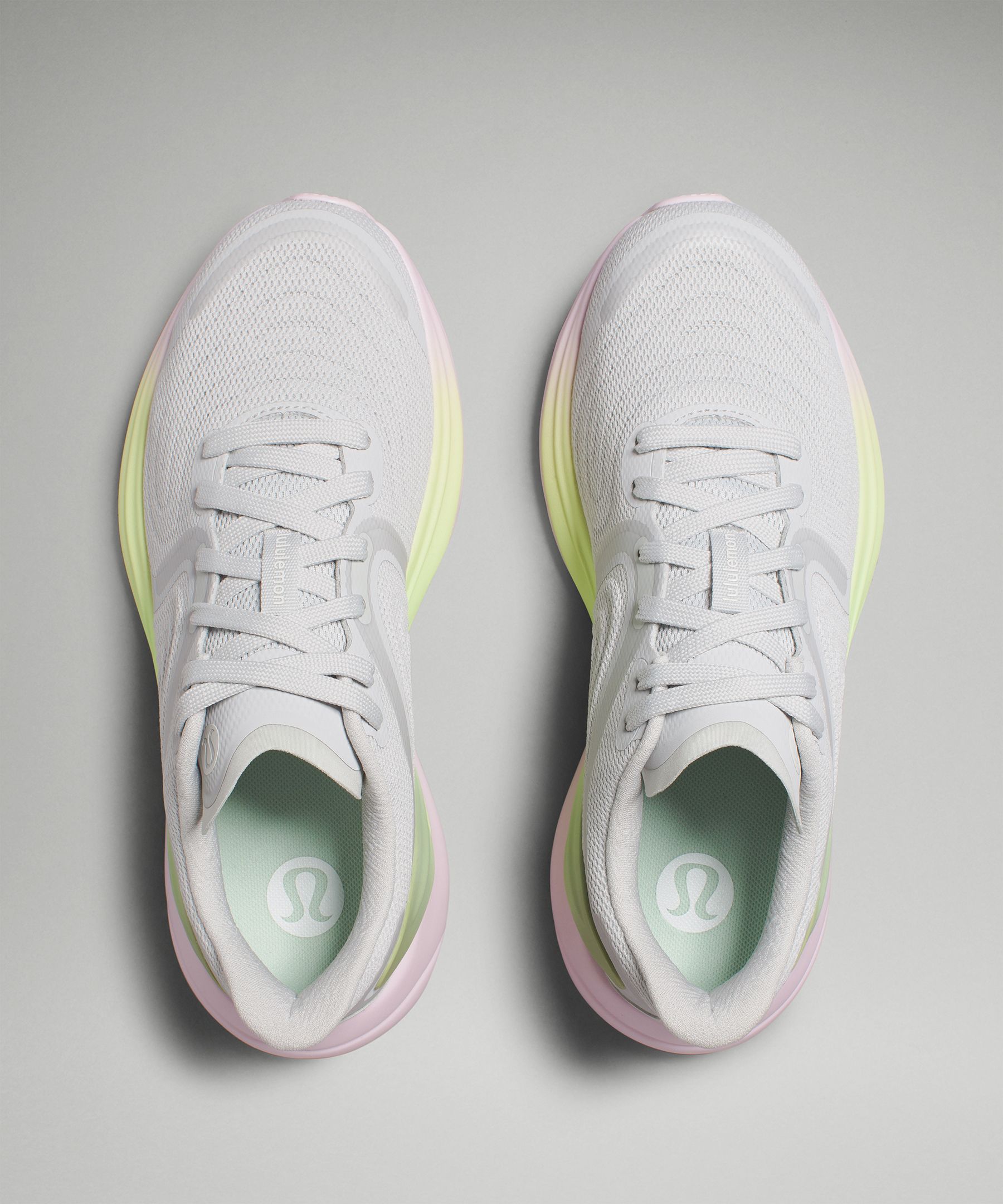 LULULEMON BLISSFEEL WOMEN'S RUNNING SHOE WHITE SIZE US7 ORIGINAL 1ST DROP  NO BOX