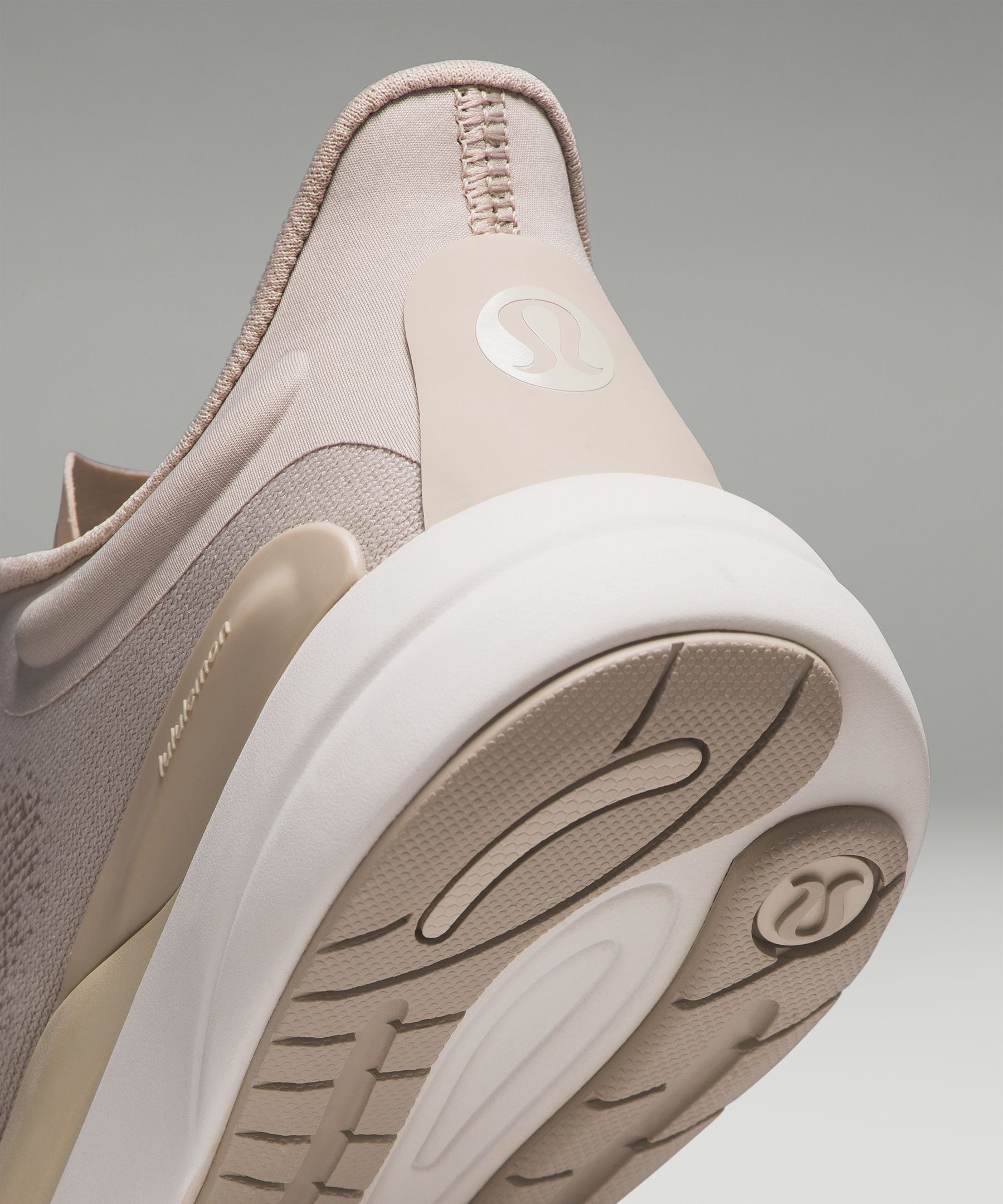 Lululemon Blissfeel Womens Running Shoe - Light Ivory / Charged