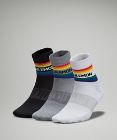 Daily Stride Mid-Crew Socken für Frauen *3er-Pack Stripe lululemon *Wordmark
