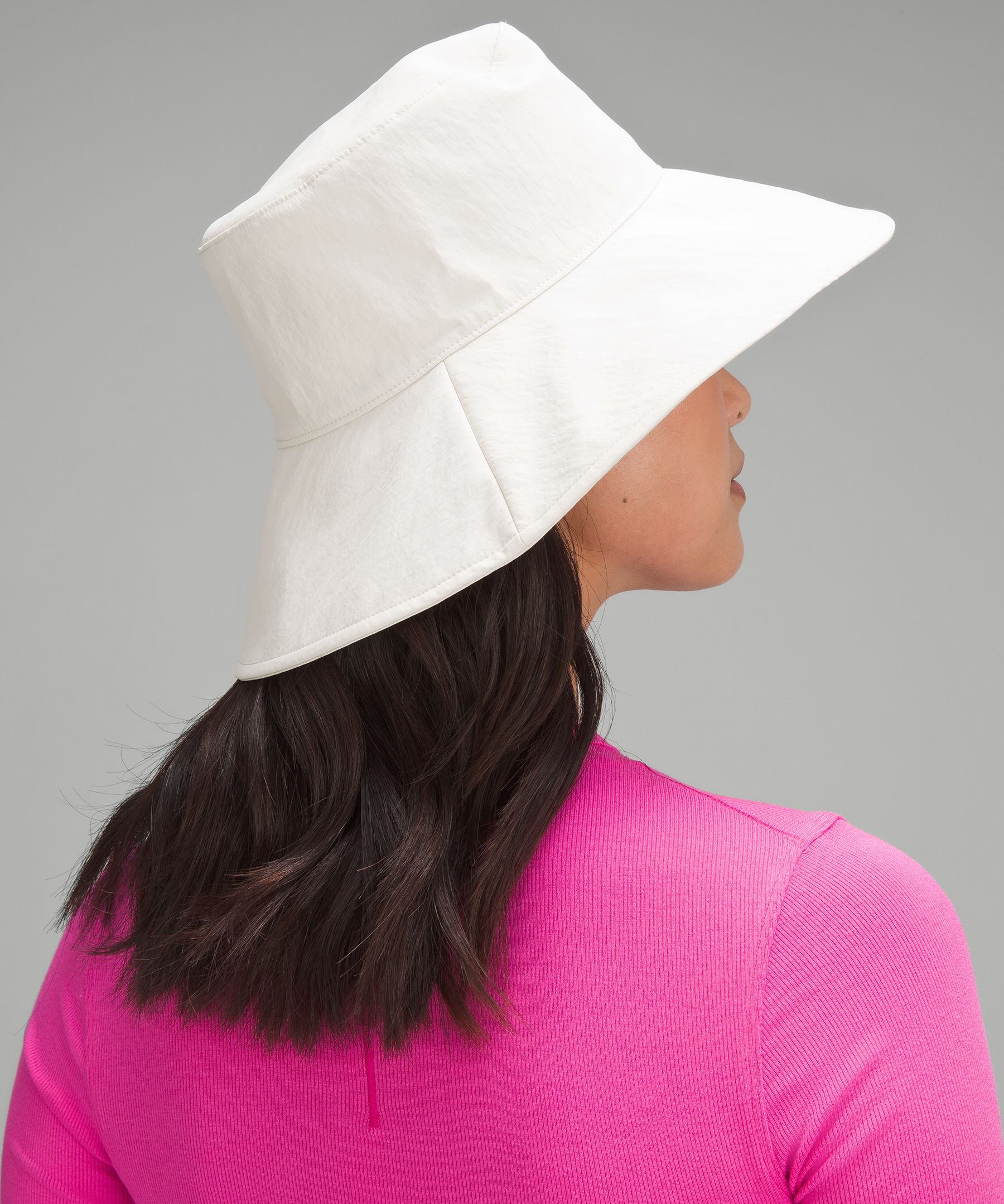 Lululemon Women's Wide Brim Logo Bucket Hat. 3