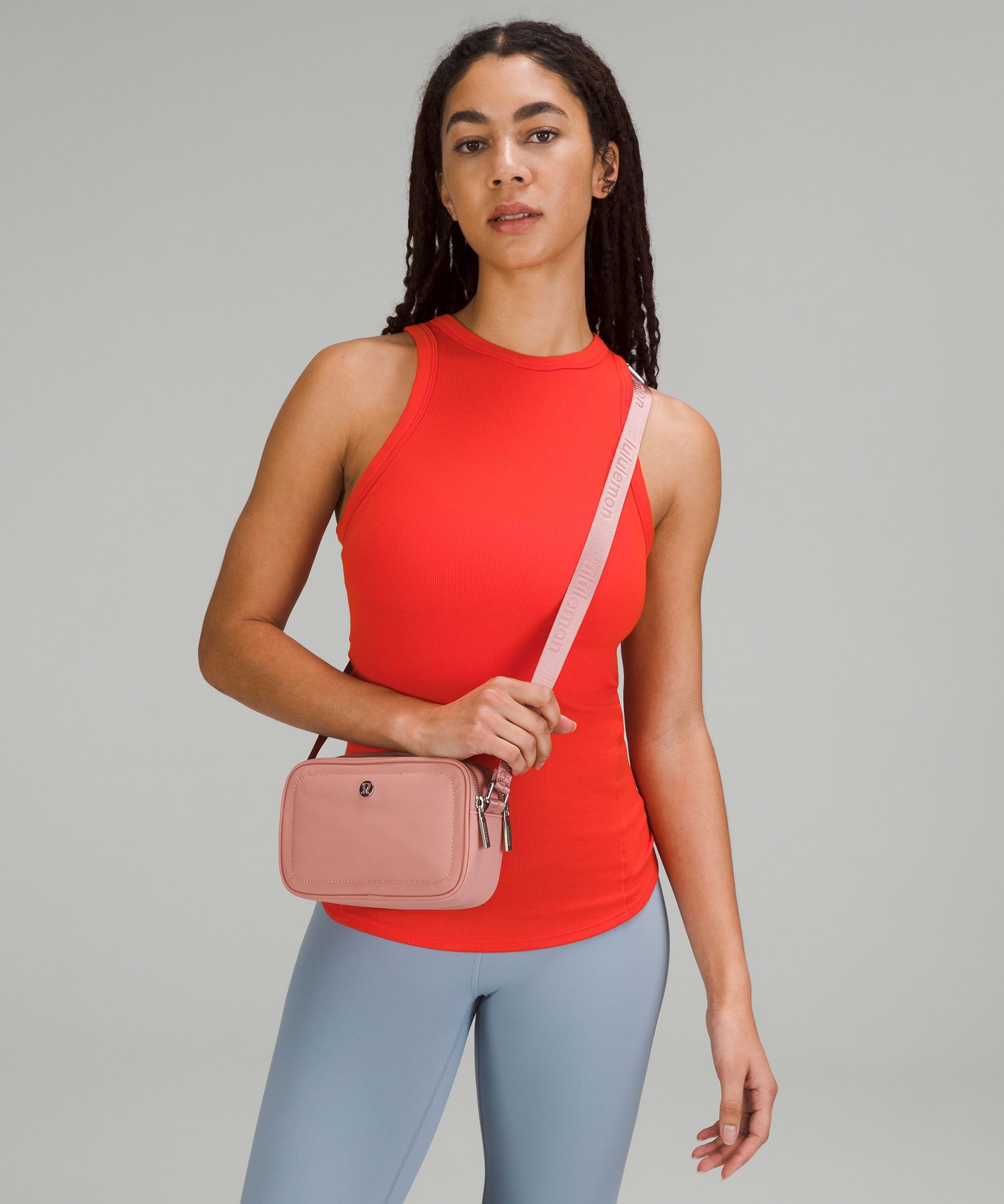 クロスボディカメラバッグ 2L | バッグ | Lululemon JP