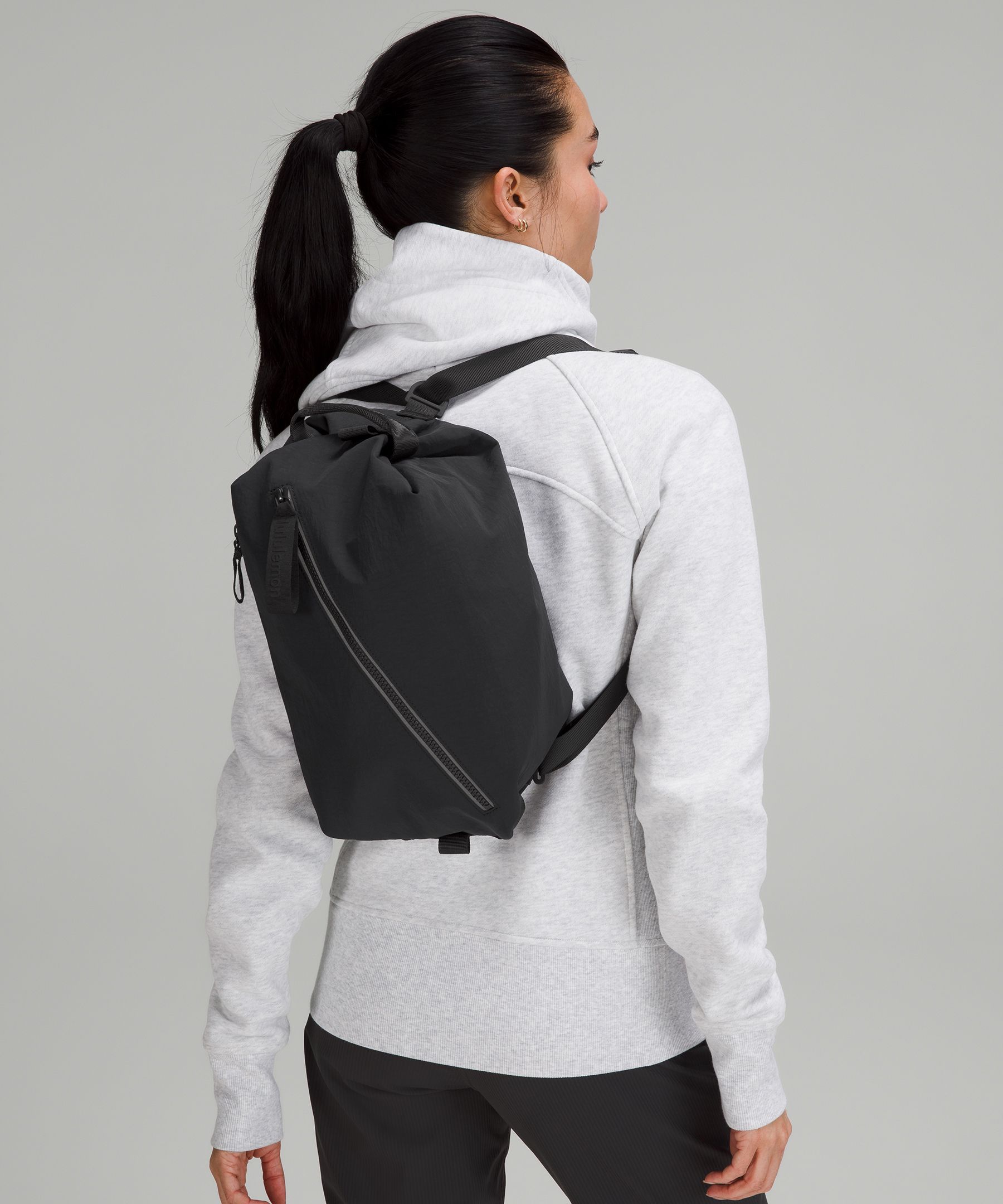 Lululemon Fast Track Bag (3L) - Black - lulu fanatics