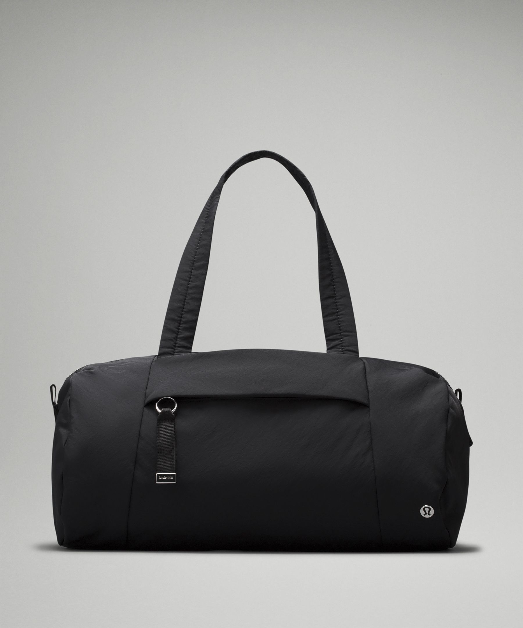 On My Level Barrel Duffle Bag 16L | バッグ | Lululemon JP