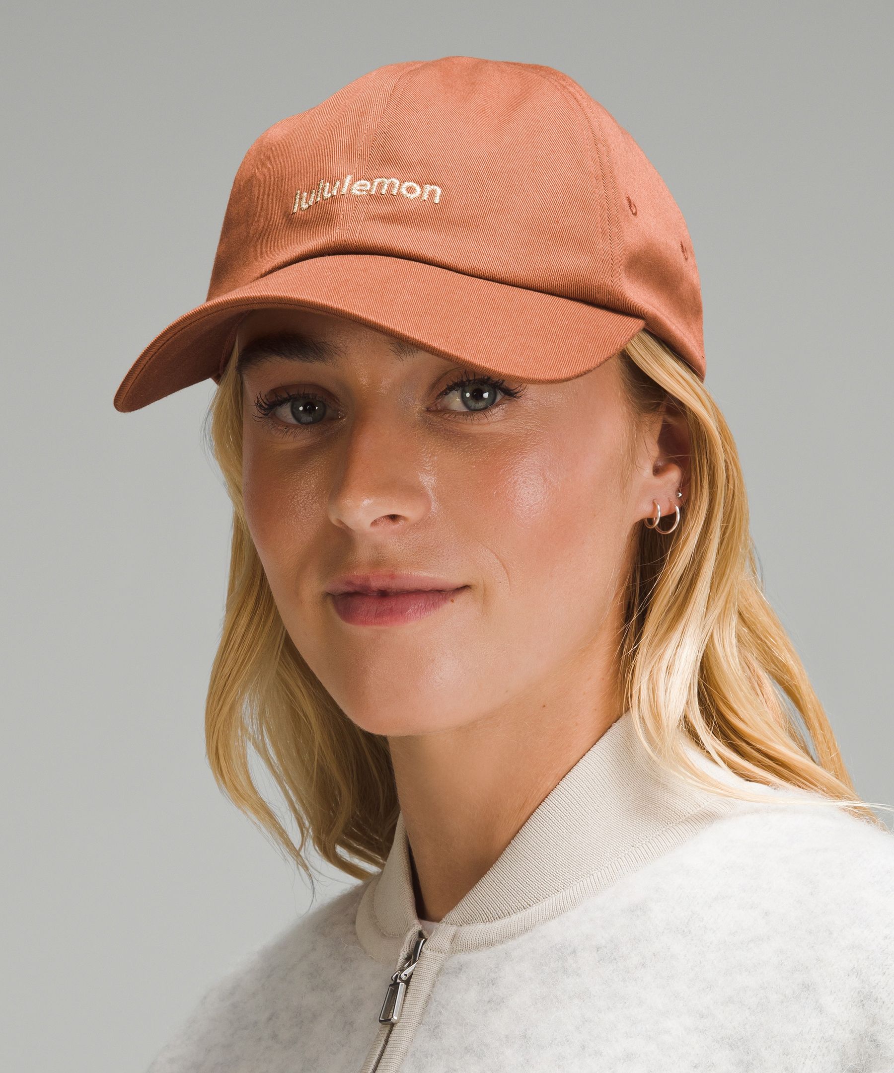 Lululemon Baller Hat Soft Shine - Sable/gold