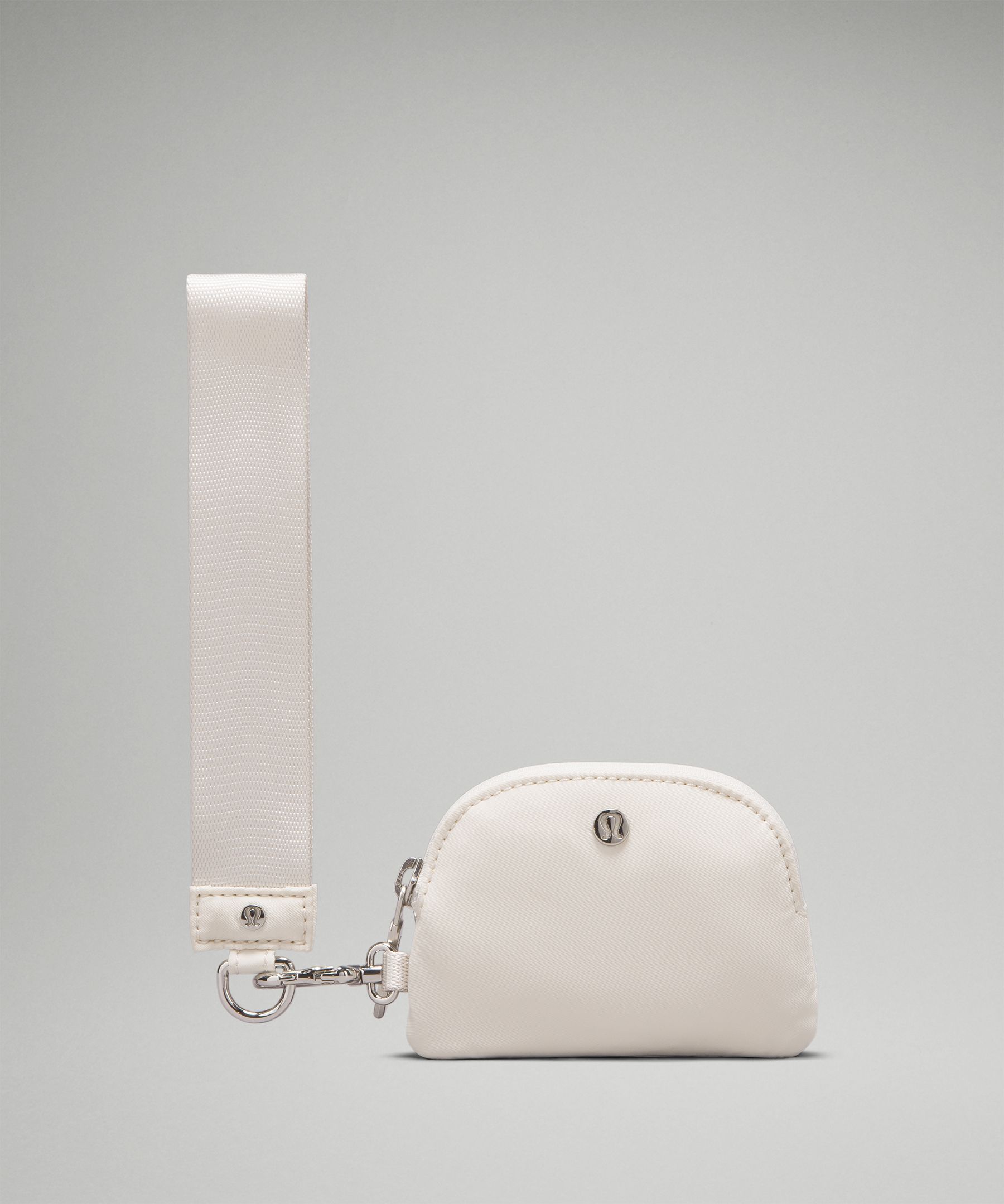 White best sale wristlet bag