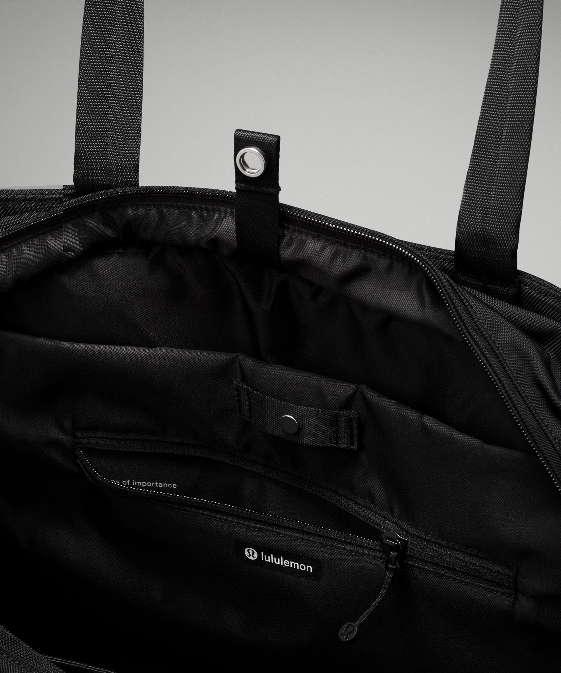 Premium and Convenient pp lululemon bags –