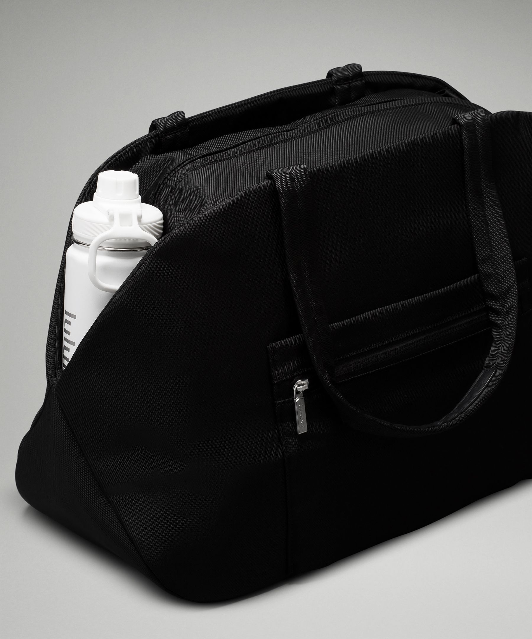 Shop Lululemon City Essentials Bag 25l