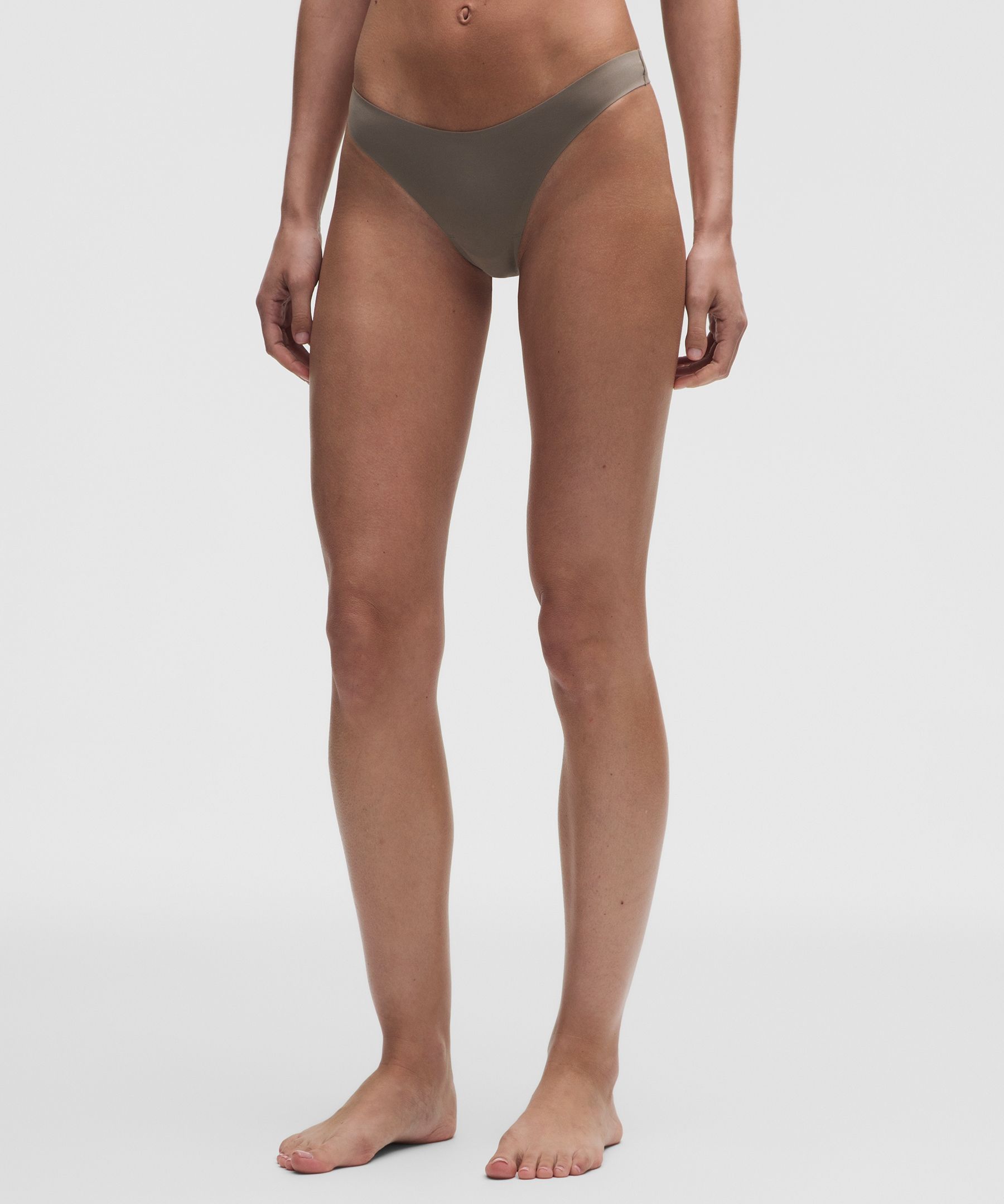 String taille plongeante Wundermost en Nulu ultra doux