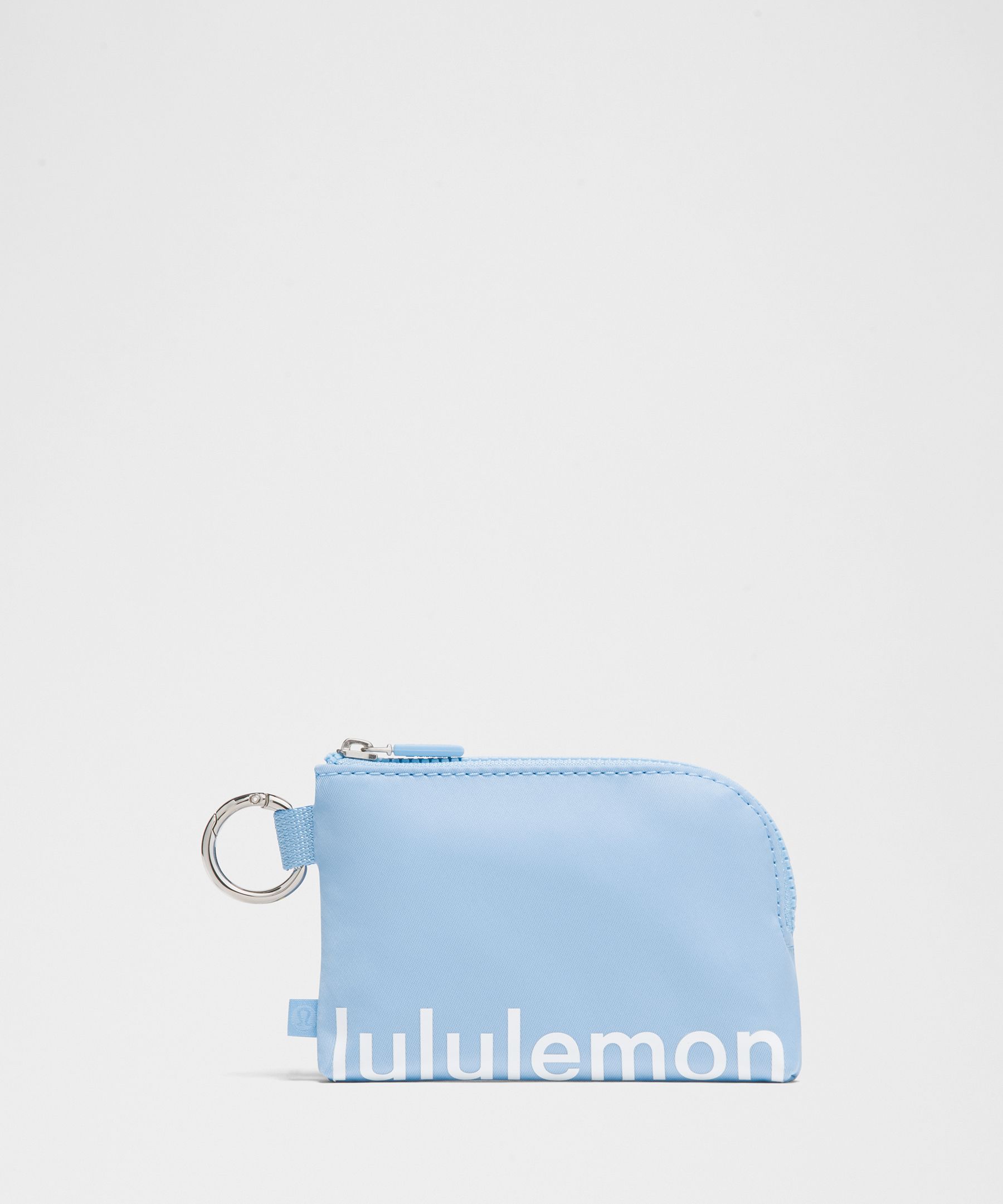 lululemon☆リング付ロゴ カードポーチ Clippable Card Pouch lululemon☆リング付ロゴ カードポーチ Clippable Card Pouch