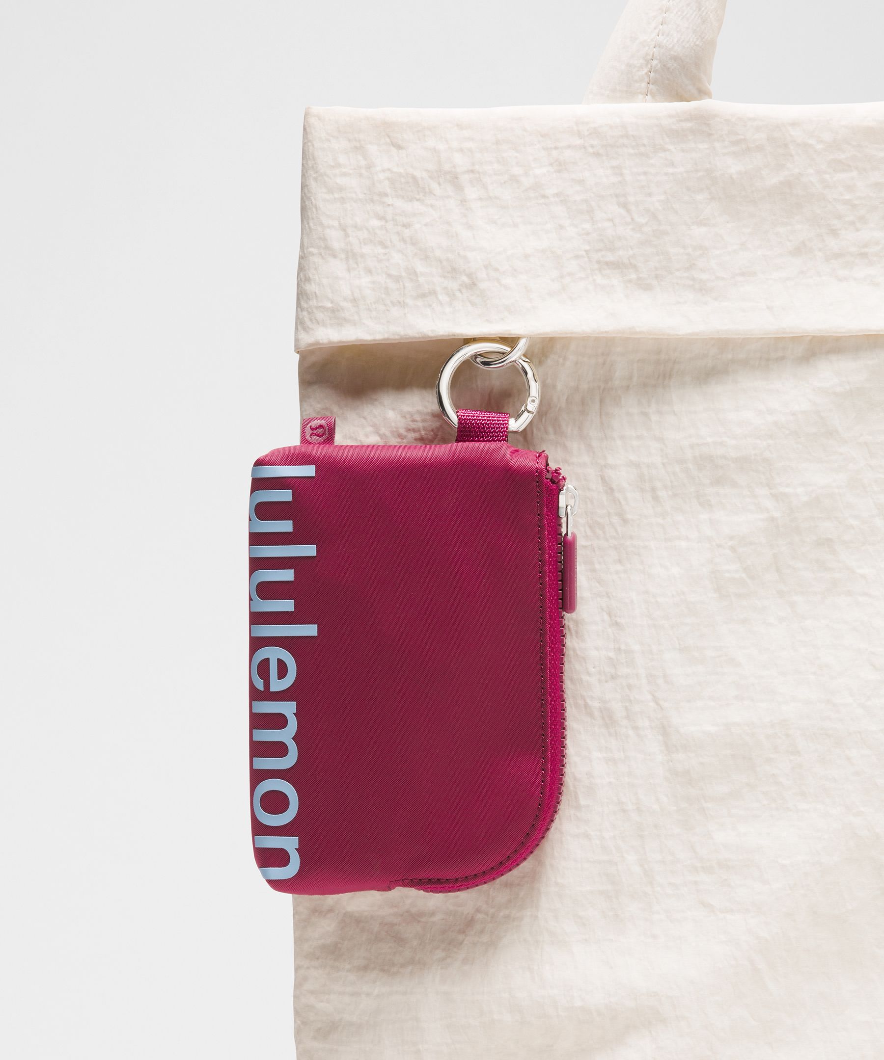 Mini bolsa portatarjetas con clip
