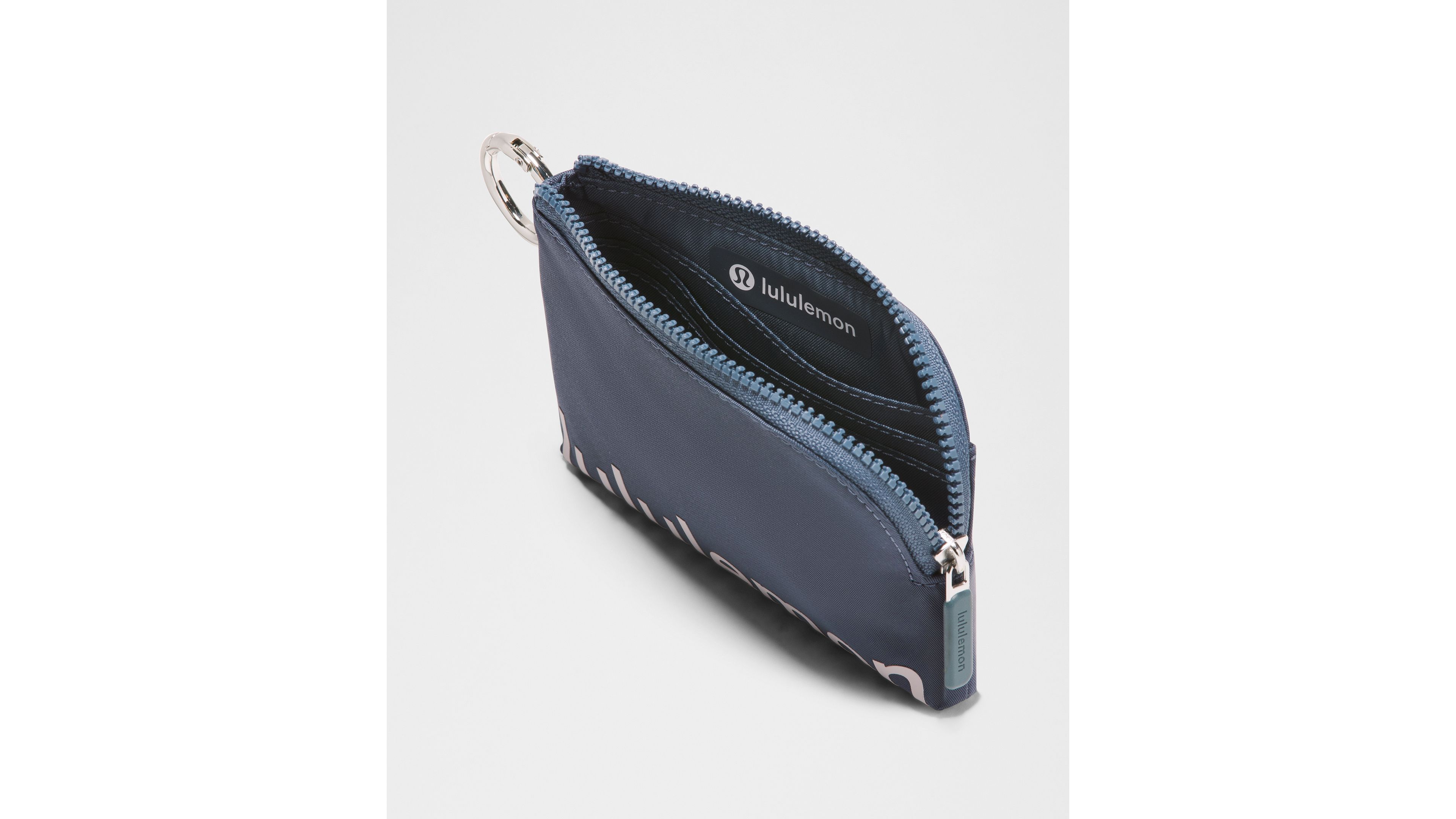 Clippable Card Pouch