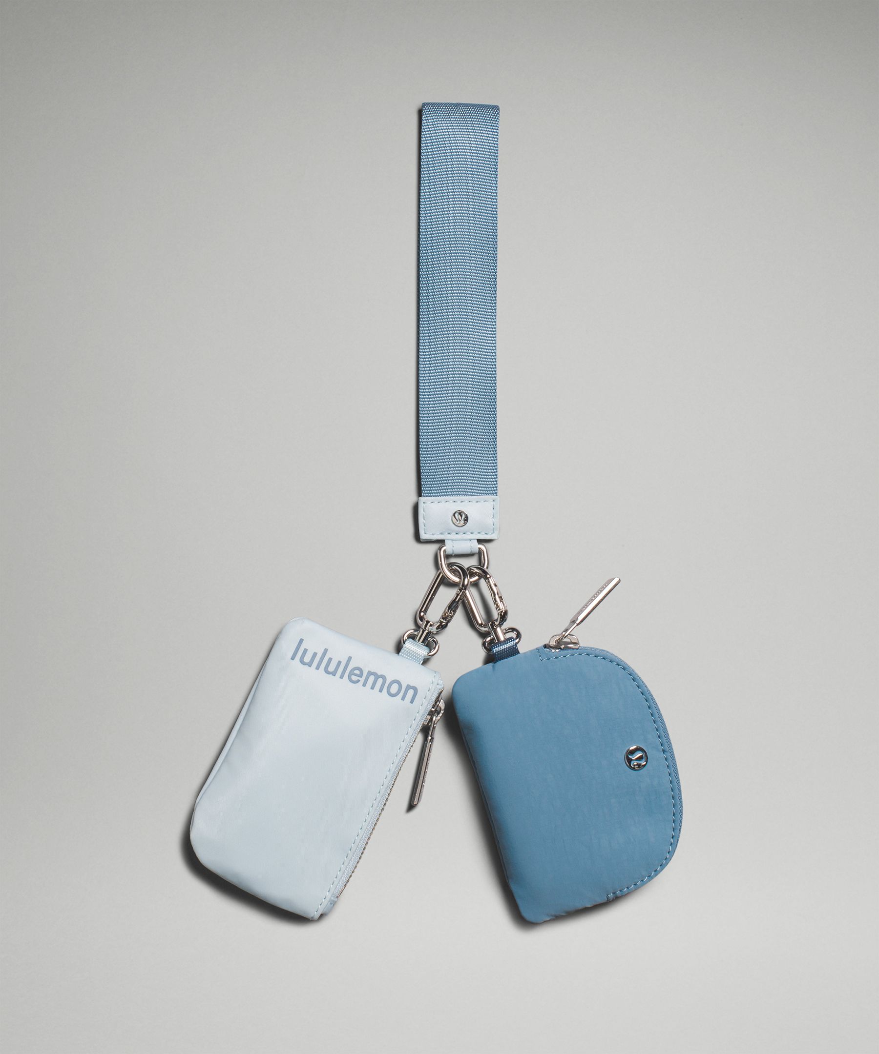 Personalized Keychain Wallet - Style & Function Combined