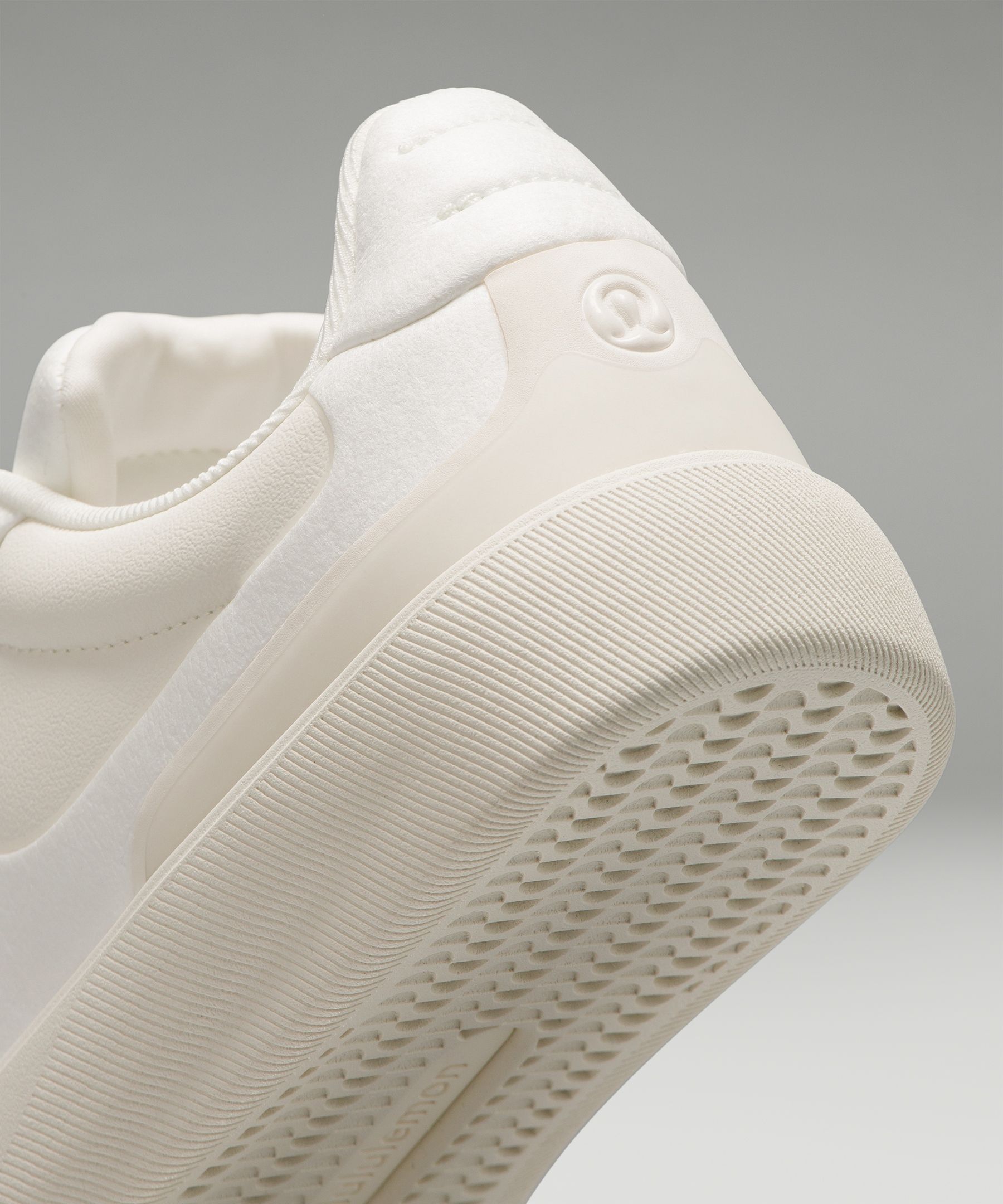 lululemon athletica Fashion Sneakers