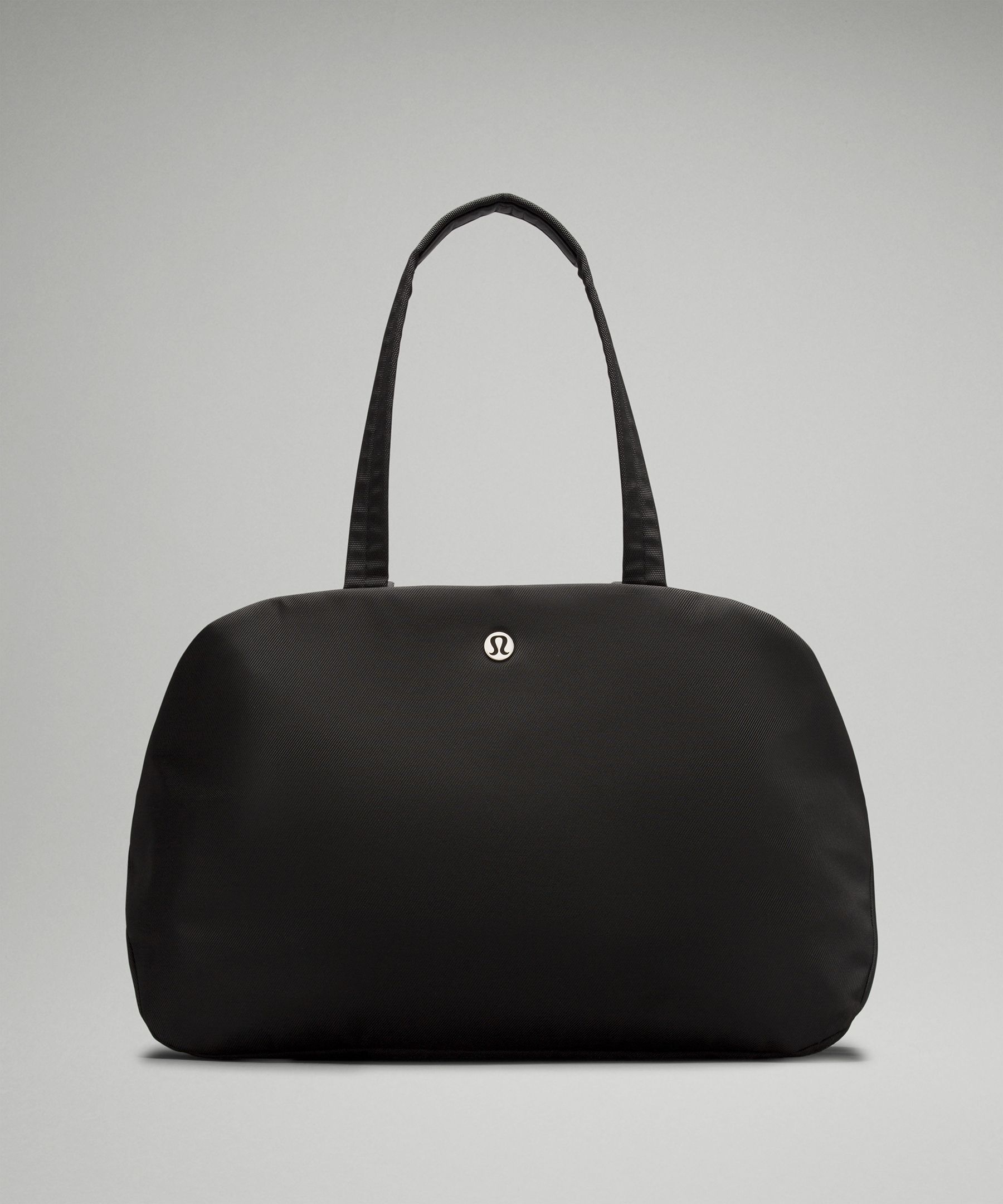 Lululemon small duffle bag hotsell