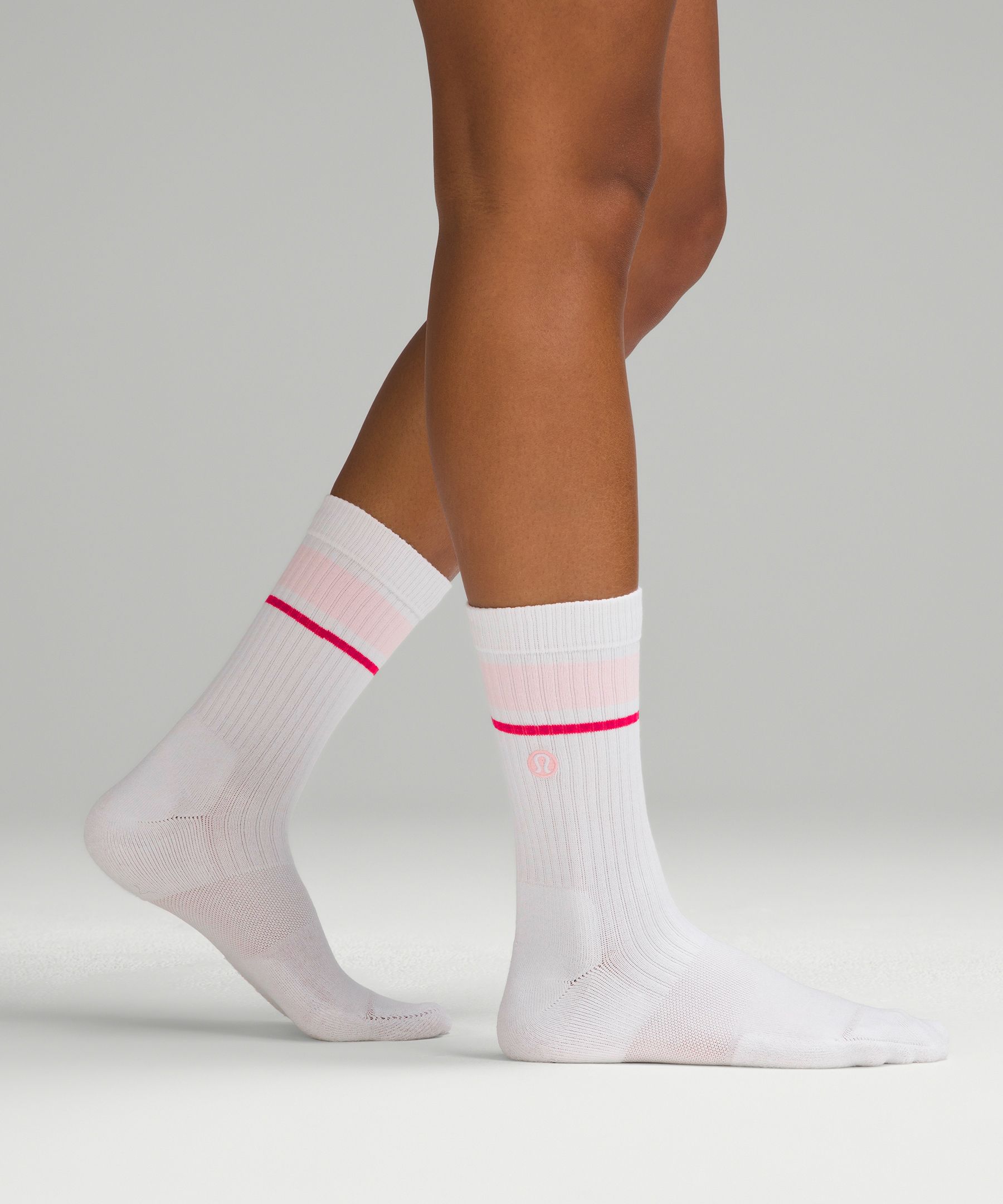 Lululemon Daily Stride Ribbed Comfort Crew Socks In White