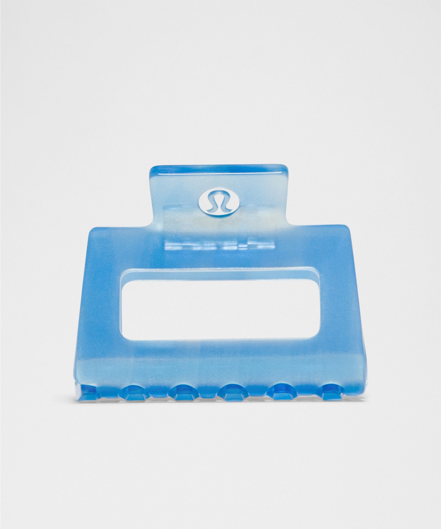 Medium Claw Hair Clip - Blue